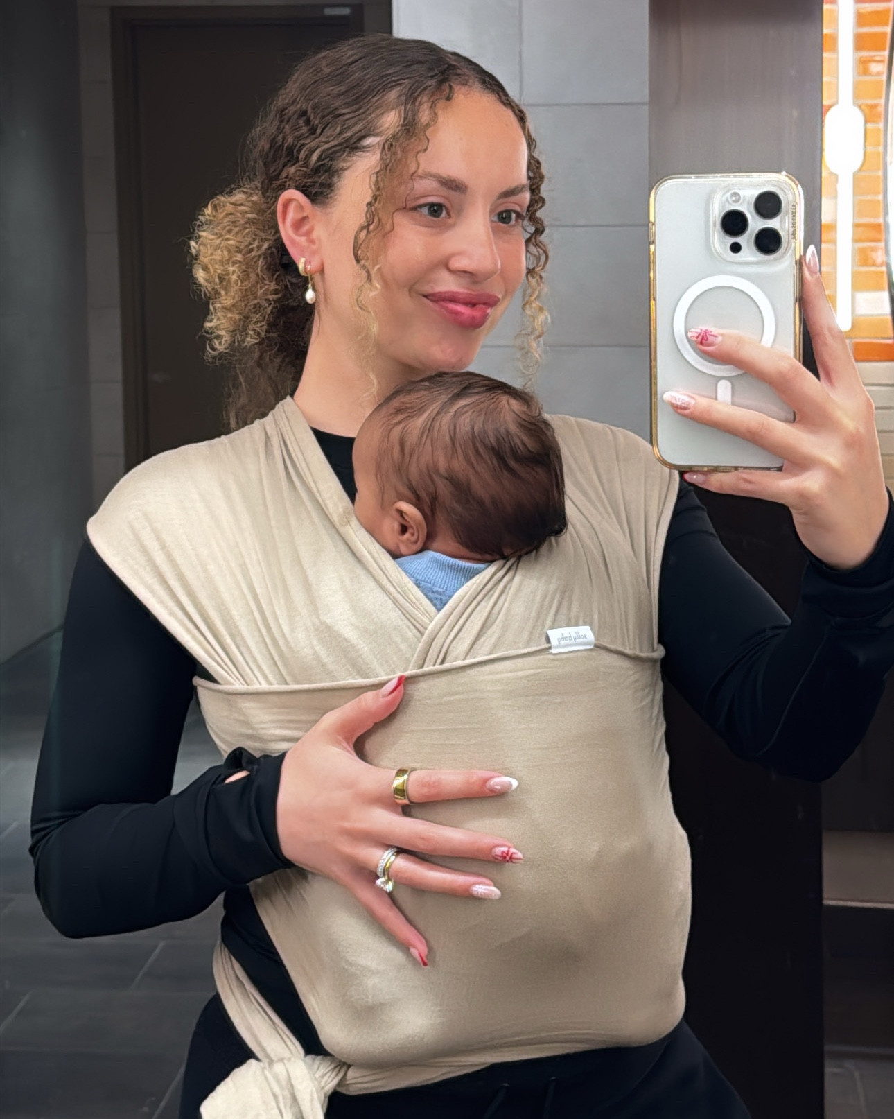 The BEST baby wrap / baby carrier! Cannot go anywhere without it 🤎

#LTKBaby #LTKFamily #LTKKids