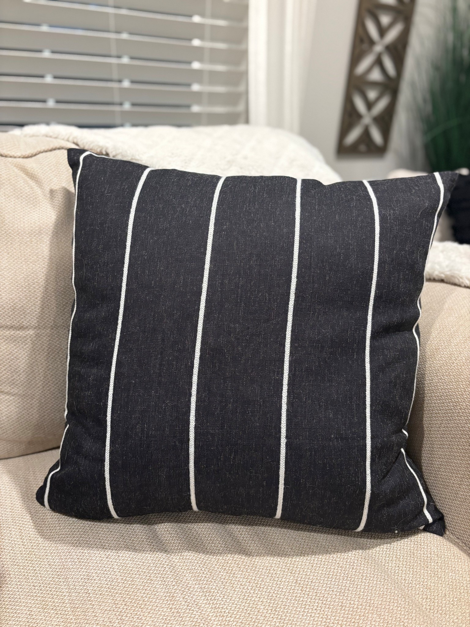 Amazon pillow cover 
Throw pillow insert 
Wayfair finds
Down throw pillow 
Modern farmhouse home
Boho home 

#LTKFindsUnder50 #LTKSaleAlert #LTKHome