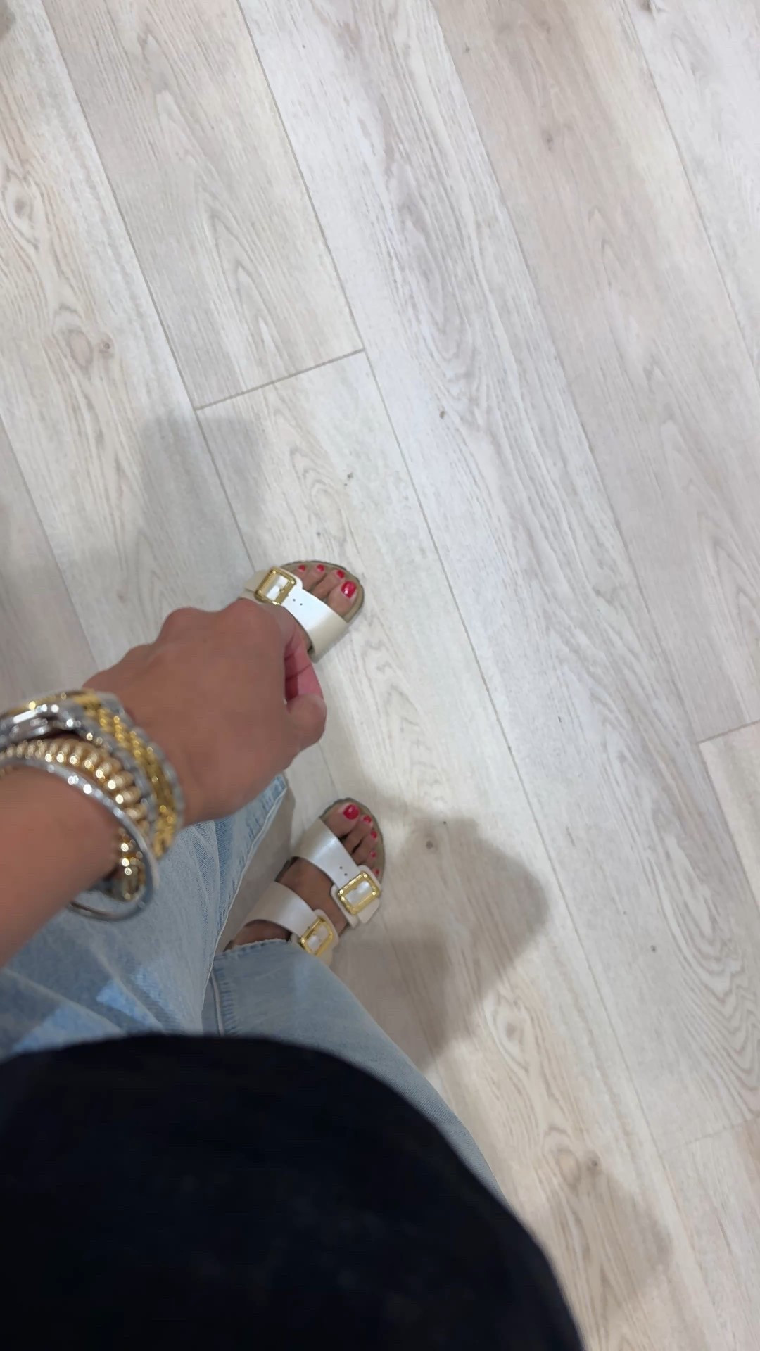 Summer jeans outfit. Slide sandals. Cropped jeans. 
Linen pullover top 
Mixed metals bracelet stack

#LTKShoeCrush #LTKFindsUnder100 #LTKOver40