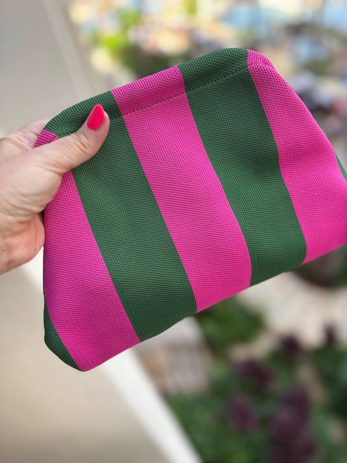 How cute is this bag?! 😍 A bestie gifted it to me! It is perfection, and so cute!!! A cute little clutch just to carry, for makeup, pill bag—- the options are endless

#LTKmomlife #LTKSpringSale #LTKselfcare