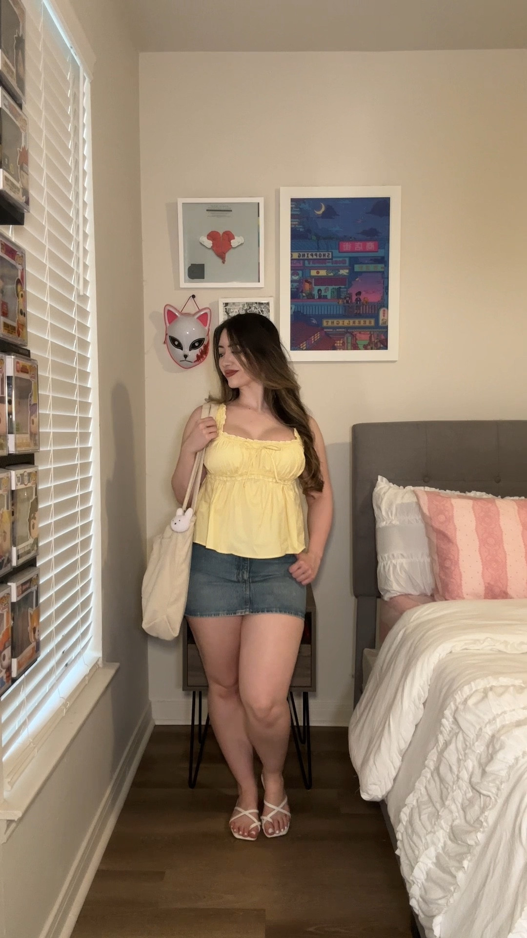 spring outfits!!!

yellow top: princess Polly “Thalira yellow top”
black top: edikted “azilee halter top"
heels: prettylittlething and fashionnova