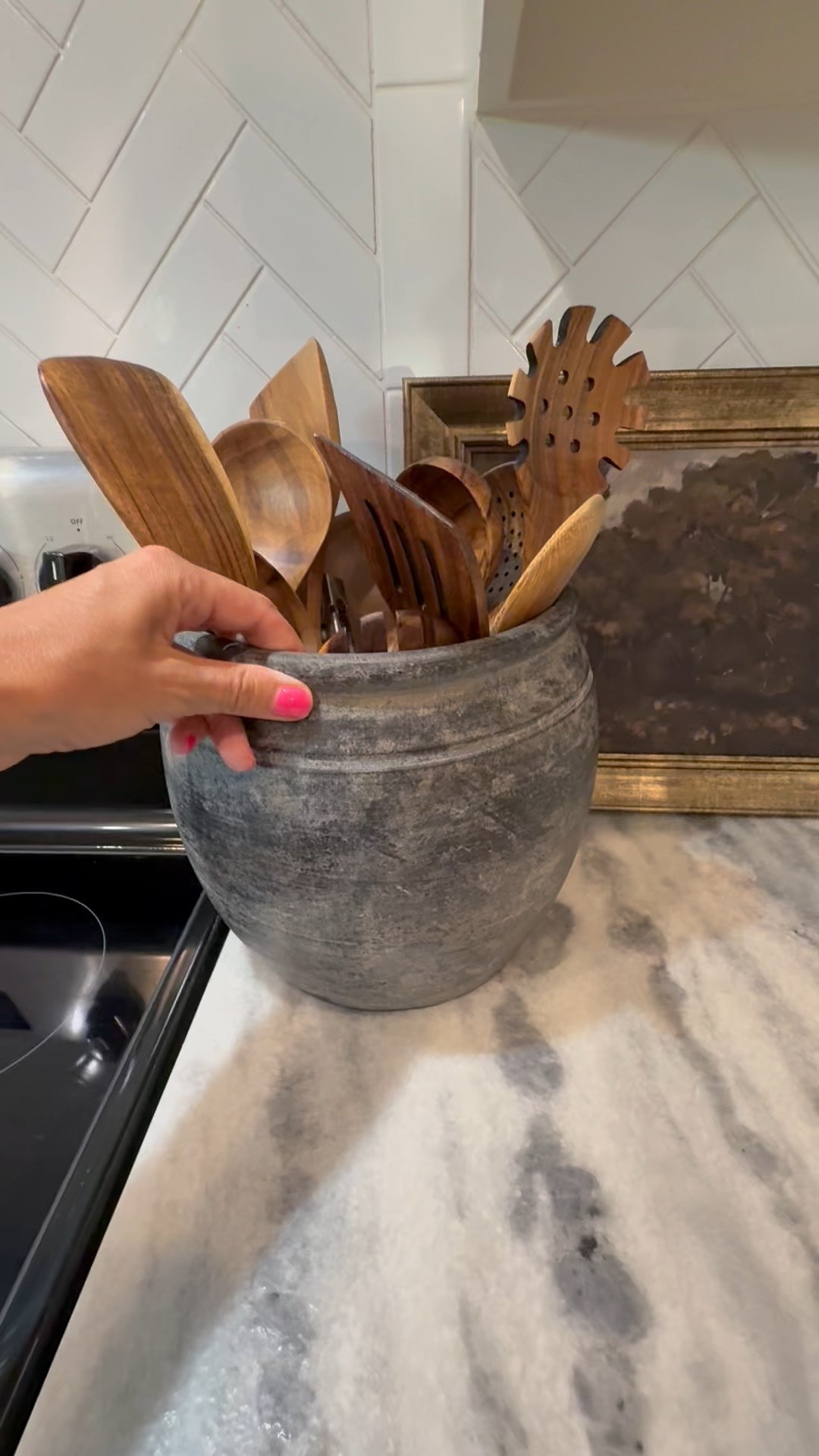 This isn’t a utensil holder… it’s an outdoor planter 🙈 But when I saw it at Pottery Barn, I knew it belonged on my kitchen counter. Paired it with these affordable Amazon utensils and it’s giving designer kitchen vibes on a budget ✨ #PotteryBarnHack #AmazonKitchenFinds #LTKhome #KitchenStyling #UtensilHolderHack


#LTKStyleTip #LTKHome #LTKSummerEdit