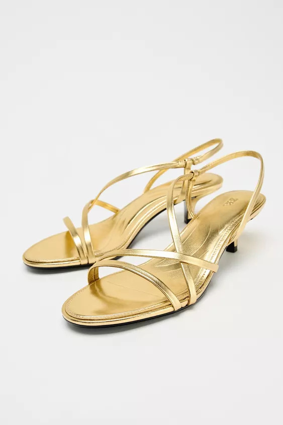 LEATHER KITTEN HEEL SANDALS | Zara US