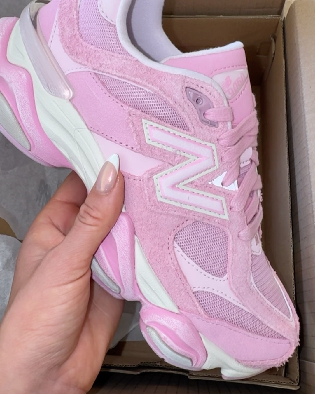 the comfiest New Balance shoes 💓🌸 

#LTKshoes #LTKsummer #LTKcanada