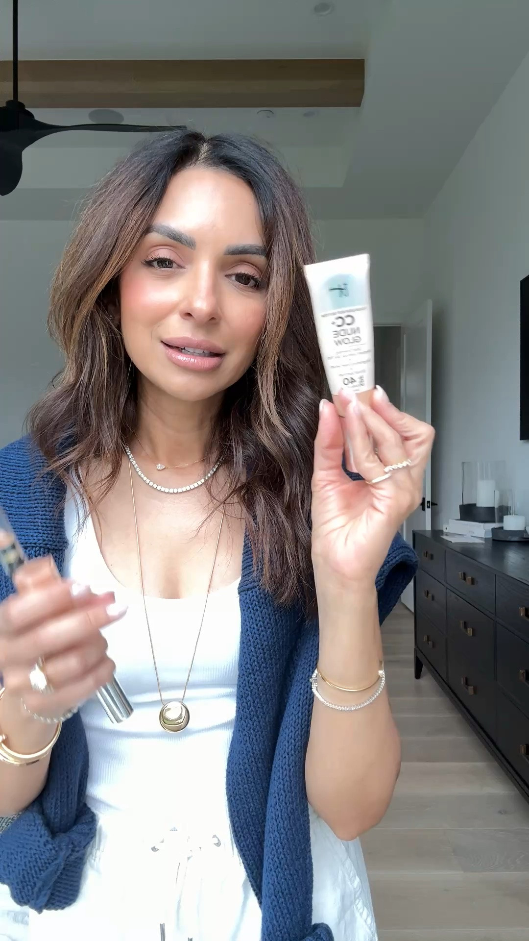 There are so many Sephora savings today at @kohls!! This CC nude glow is so great for summer with built in SPF and such a glowy finish. I use shade medium tan for reference 
I wear two lip kiss in the Fenty gloss bomb and the clear in Tarte melt mask!

#LTKSaleAlert