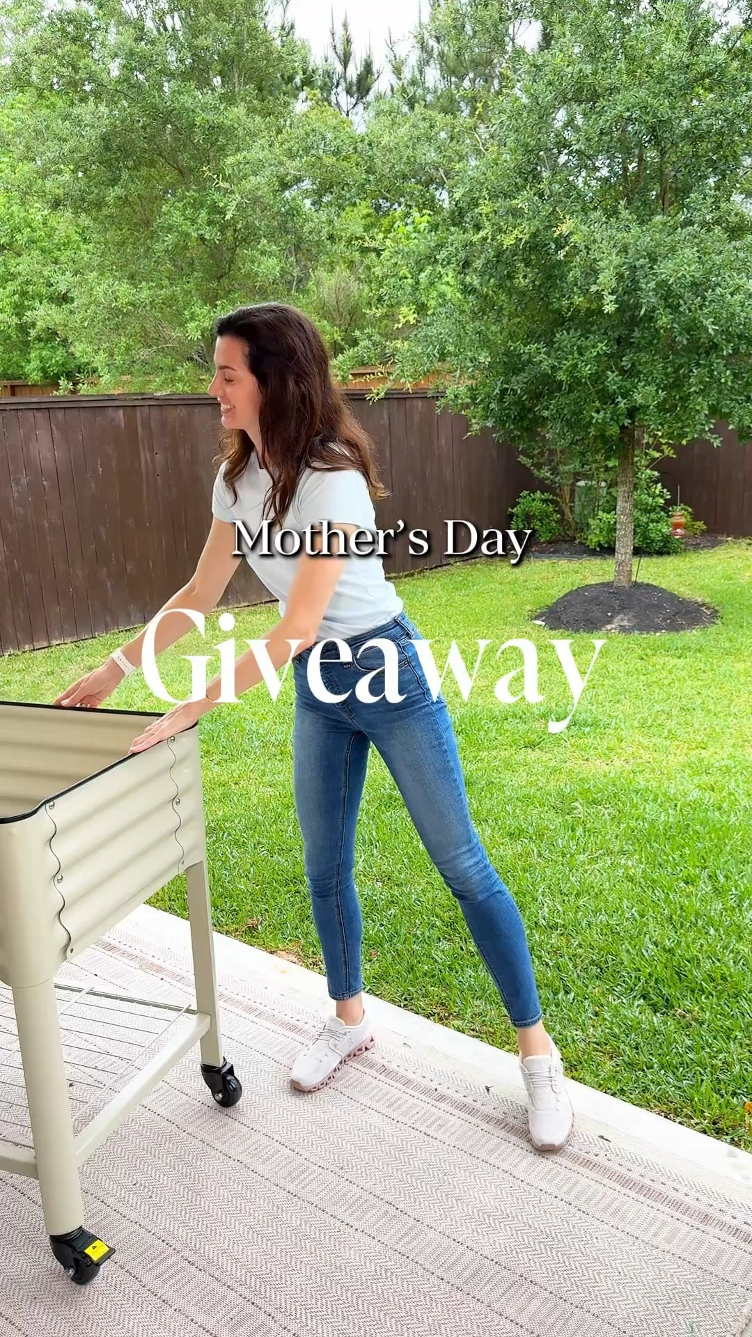 Mother’s Day is right around the corner and I’ve teamed up with Vego Garden to give one lucky winner a raised garden bed! 🌿

Plus — Vego’s Mother’s Day sale is LIVE! Enjoy up to 40% off and my exclusive link stacks an extra 5% on top. 🎉 Use code JACQUELYNGROWS10OFF at checkout!

How to Enter:
✅ Follow @vego_garden and @jacquelyngrows
✅ Like this post and tag 2–3 friends 🌿
✅ Comment your best garden tip 🌱

🎁 Bonus: Share to your stories and tag me for an extra entry!

Open to U.S. residents only. Winner announced May 8th!

#VegoGarden #VegoMothersDay #ShopVegoGarden



#LTKHome #LTKmomlife #LTKMothersDay