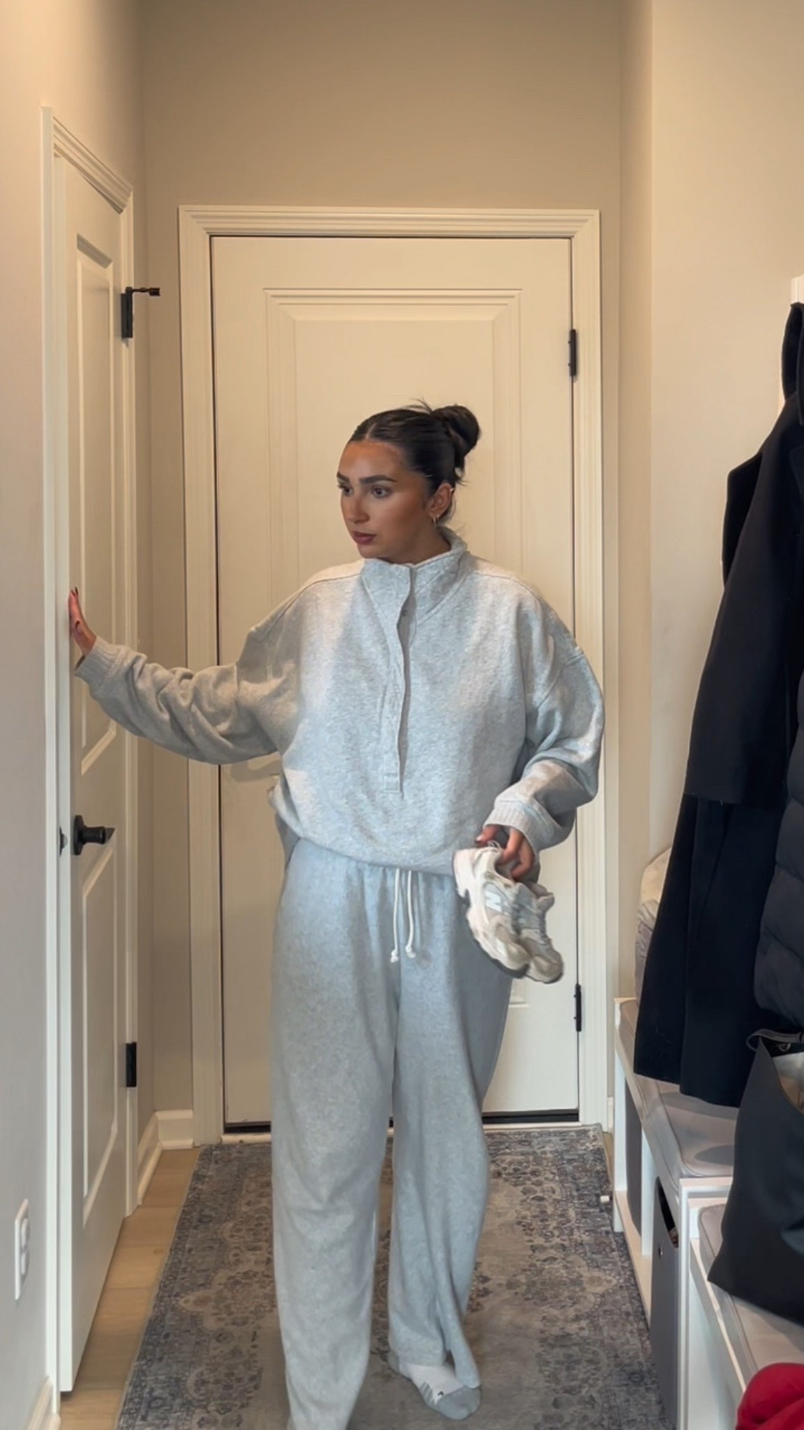 Wearing size medium for both🤍