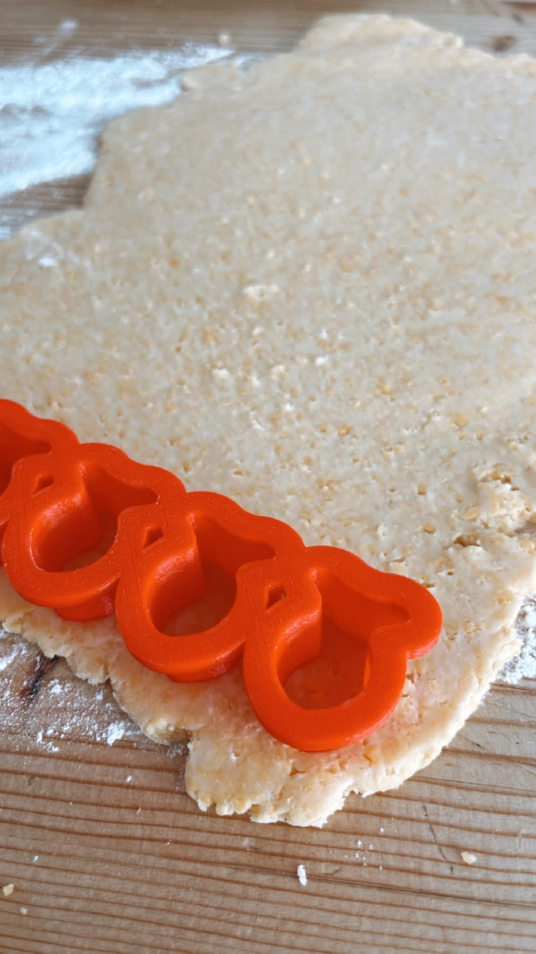 Mini Goldfish Cookie Cutter 1 Inch - Hand Made in the USA - CookieCutterCom Brand - Color May Vary | Amazon (US)