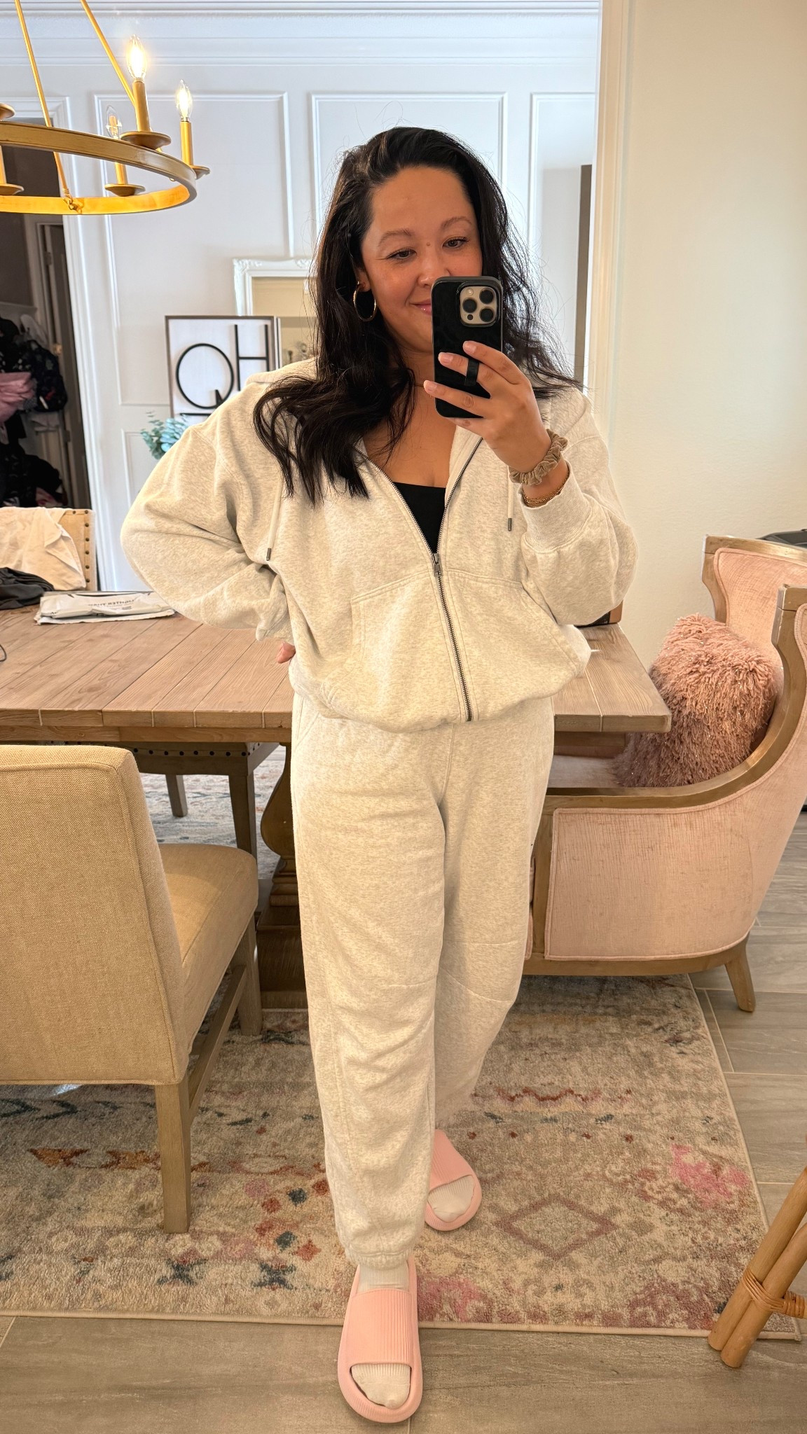 same must-have sweat set, different color way🩶 

if you haven’t already, get yourself this sweat suit👌🏼 my sizes below for reference👇🏼

sweats :: medium
hoodie :: xl 
(i got the xxl in the black hoodie bc they shrink a bit + i have extremely long arms)

#LTKmomlife #LTKgrwm #LTKootd