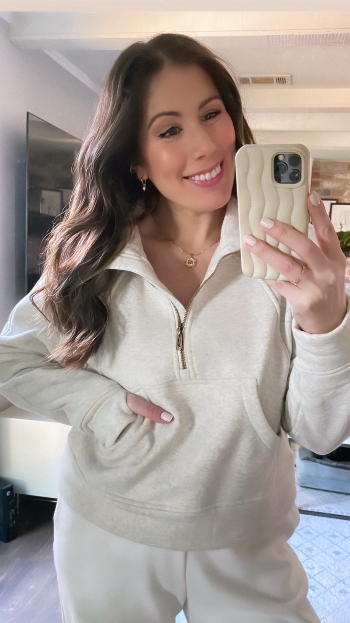 Cute half zip pullover.  Size up, I’m wearing large here.  

Similar to the Lululemon scuba #LTKStyleTip active wear, zip up sweatshirt, workout clothes, Amazon fashion, Amazon finds 



#LTKFindsUnder50 #LTKActive #LTKSaleAlert