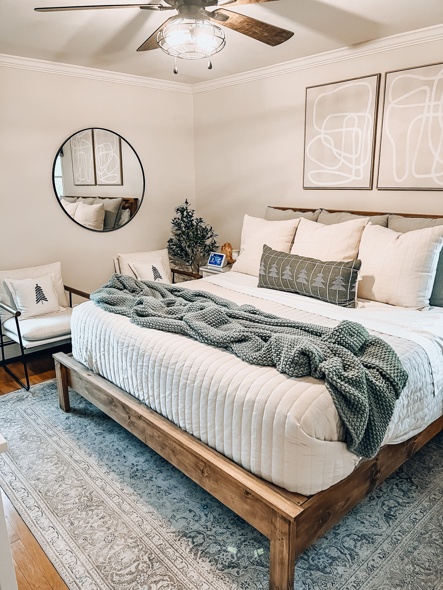 Christmas bedroom decor 🎄

#LTKHoliday #LTKhome #LTKstyletip