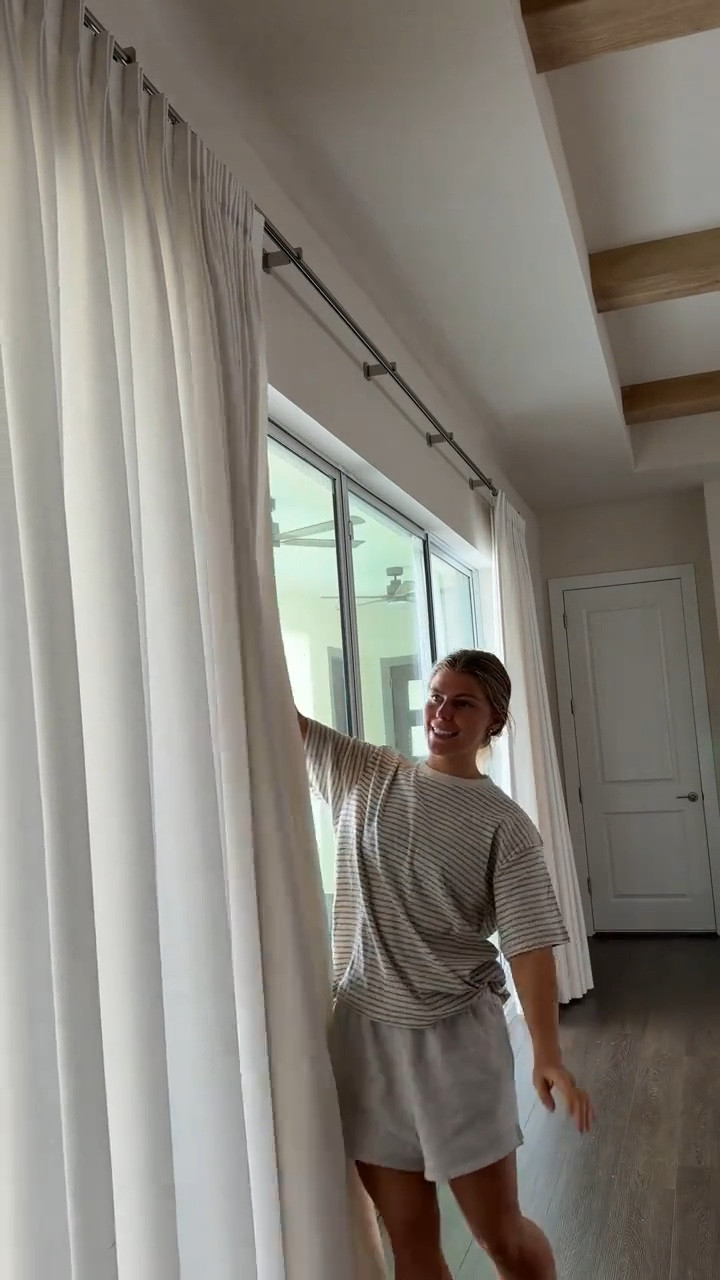 Sunday reset — did some cleaning last night so it was an easy peasy reset… BUT always feels so good to have a fresh space going into a new week! Also my little shadow following me around is so cute hahahah 🐶

#LTKdayinmylife #LTKgrwm #LTKootd