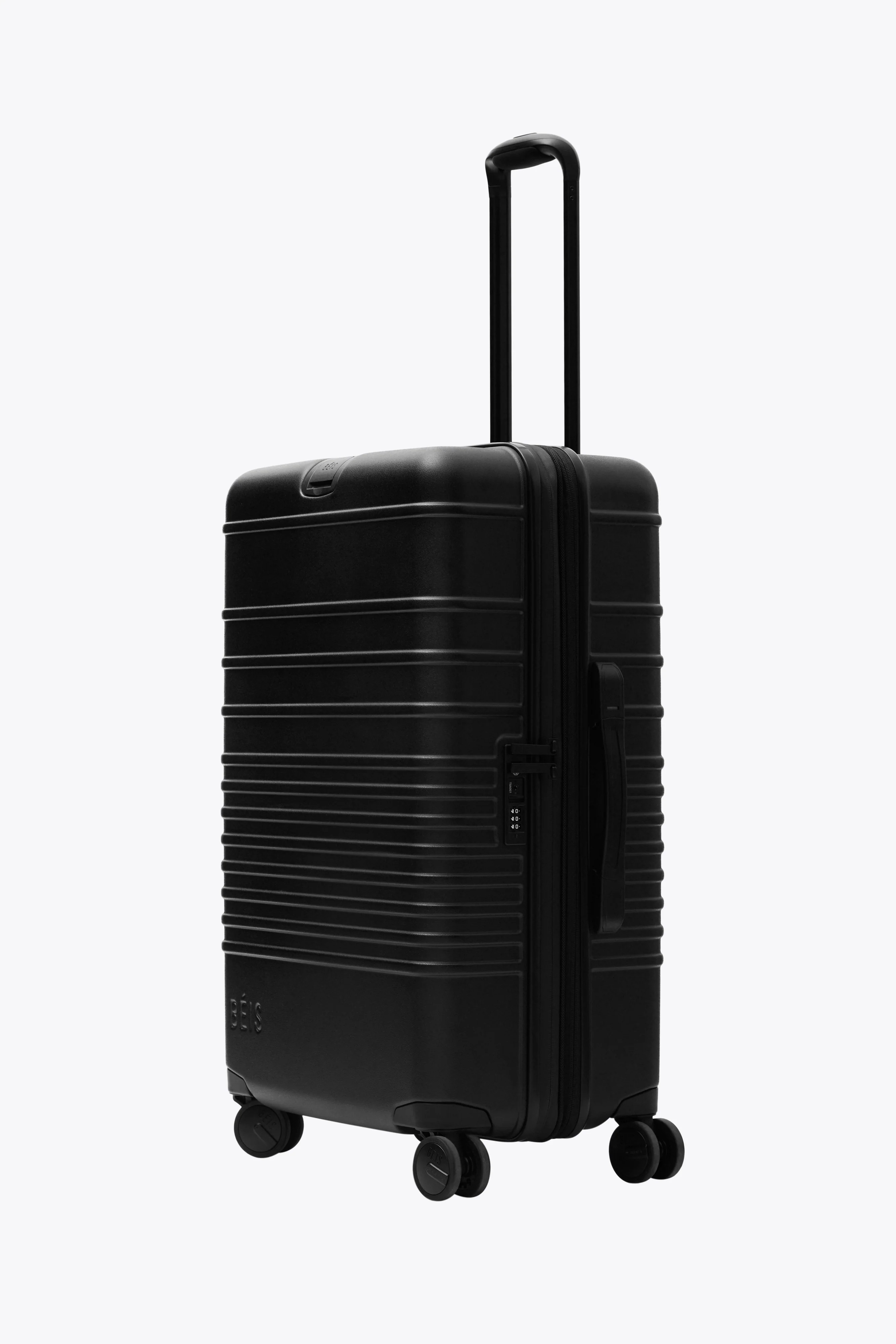BÉIS 'The Medium Check-In Roller' in All Black - All Back 26 inch Medium Rolling Luggage & Check... | BEIS