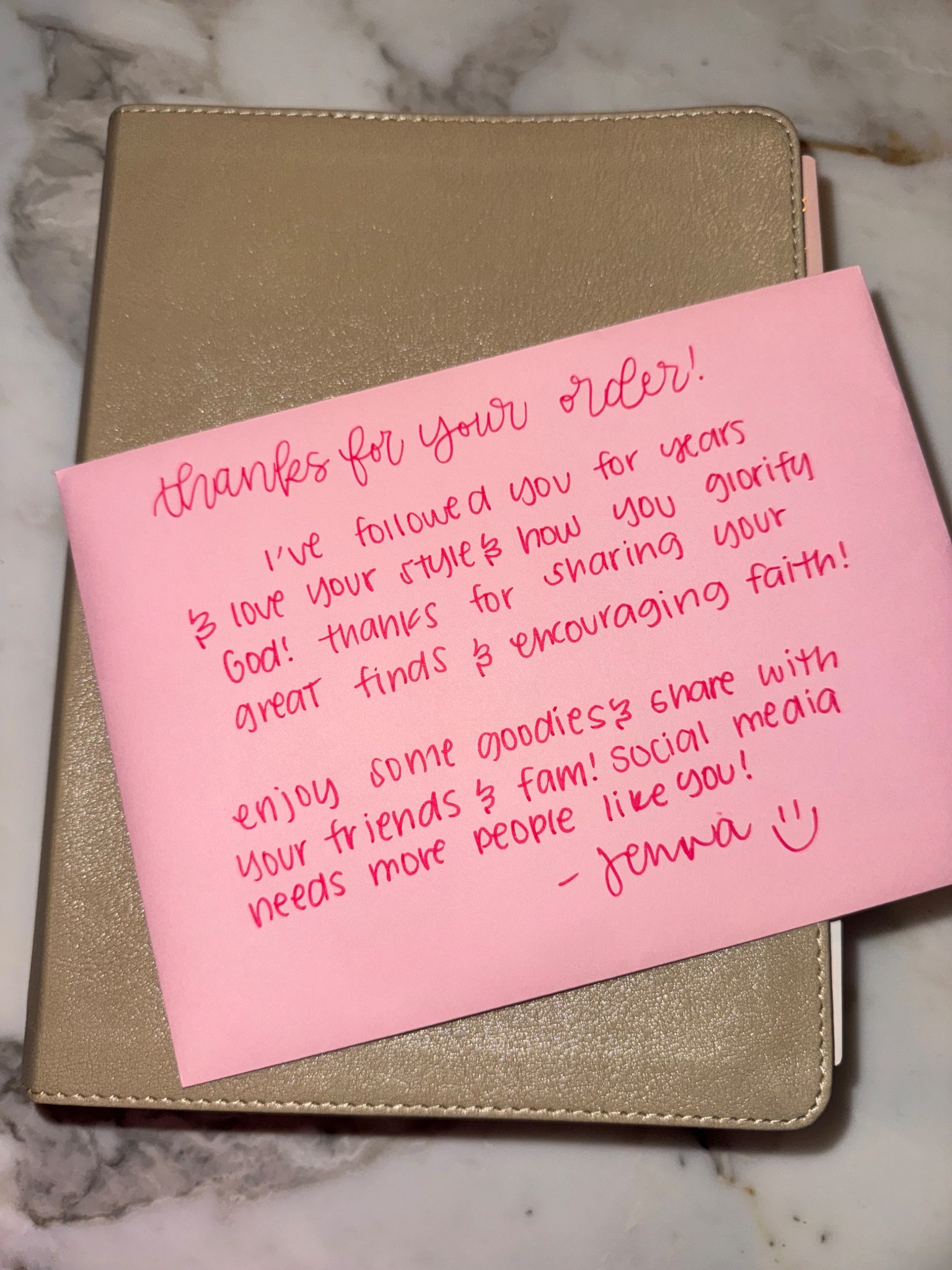 Etsy bible I just got in! Got the sweetest note from the owner 🥹

Dressupbuttercup.com #dressupbuttercup #dederaad 