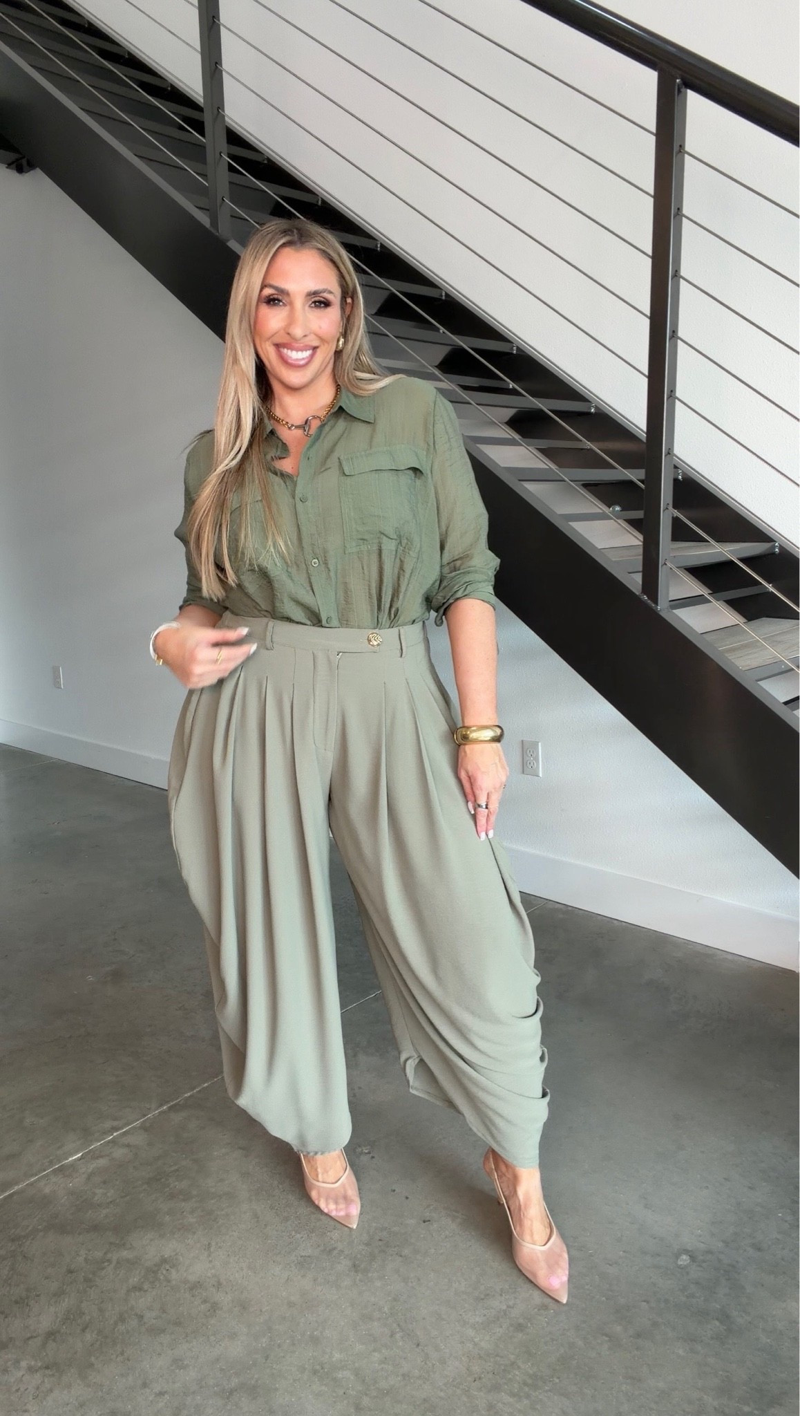 Midsize Inspo 

My fav pants size XL (TTS) They look darker in the Amazon image photo. 

Top XL

Shoes comfortable and true to size 

sunglasses: Use discount code: CHRISTINEHR to save up to 25% 

Jewlery: Use discount code: Christine for 40% off


#LTKootd #LTKMidsize #LTKOver40