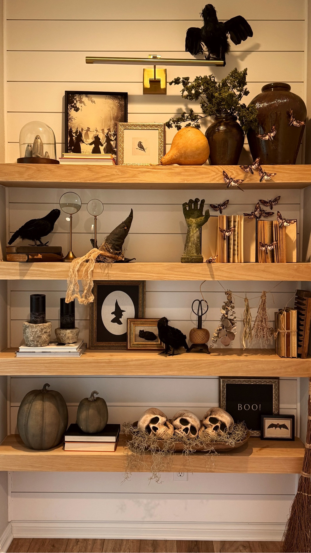 HALLOWEEN OPEN SHELF STYLING!!! 🖤🧡

#LTKSeasonal #LTKU #LTKHome