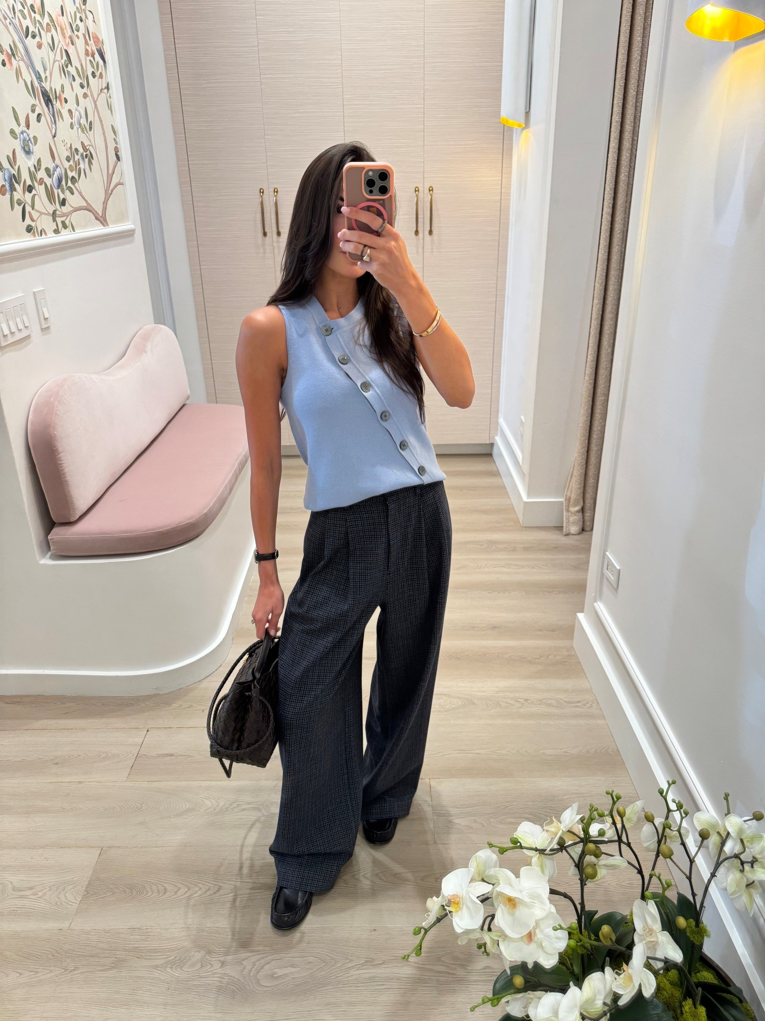 Fall must haves: brown purse and comfy chic loafers