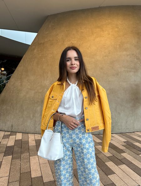 All about yellow for Summer fashion this season! I love these pants, but I might need the shorts version too 

#LTKStyleTip #LTKFestival #LTKSeasonal