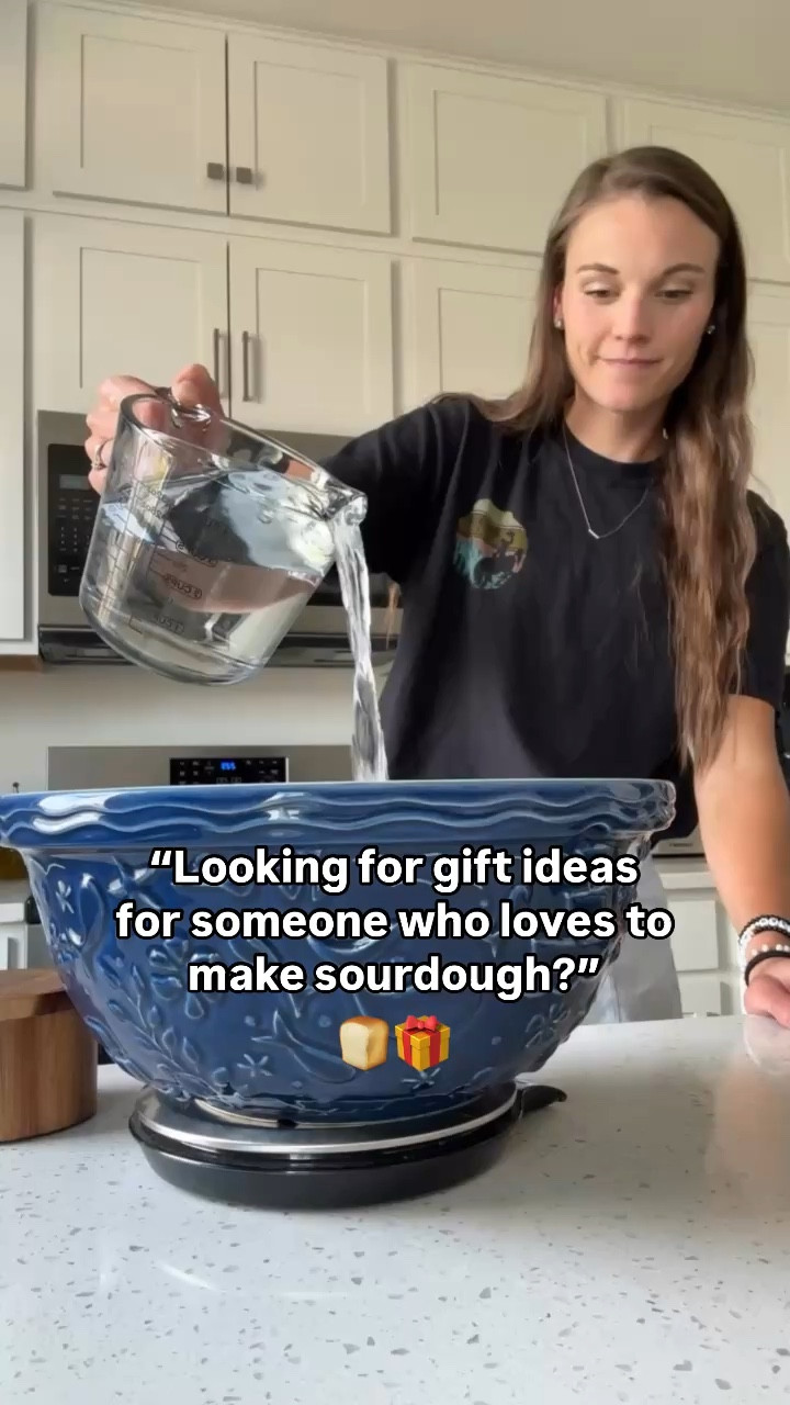 Sourdough Essentials Gift List🥰🍞🎁 

#LTKHoliday #LTKFamily #LTKGiftGuide