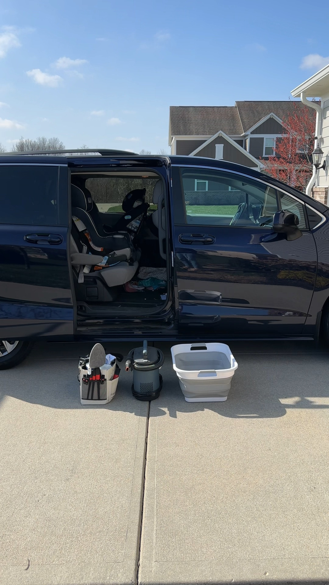 mini van deep cleaning tools! #minivan #carmusthaves #deepclean 