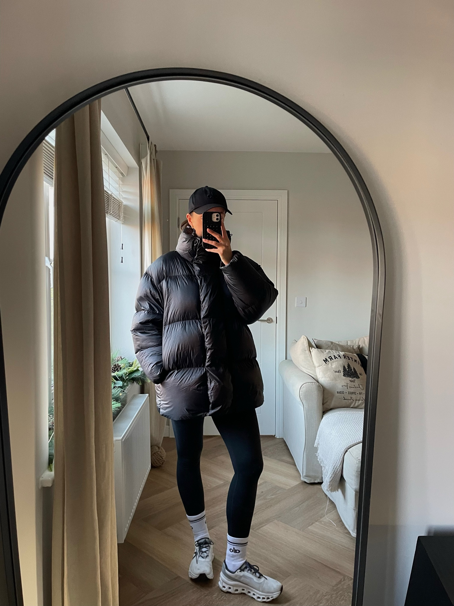 Mum Off duty 🧢 I wear a size M in the coat but defo could have got a small! It’s very oversized!