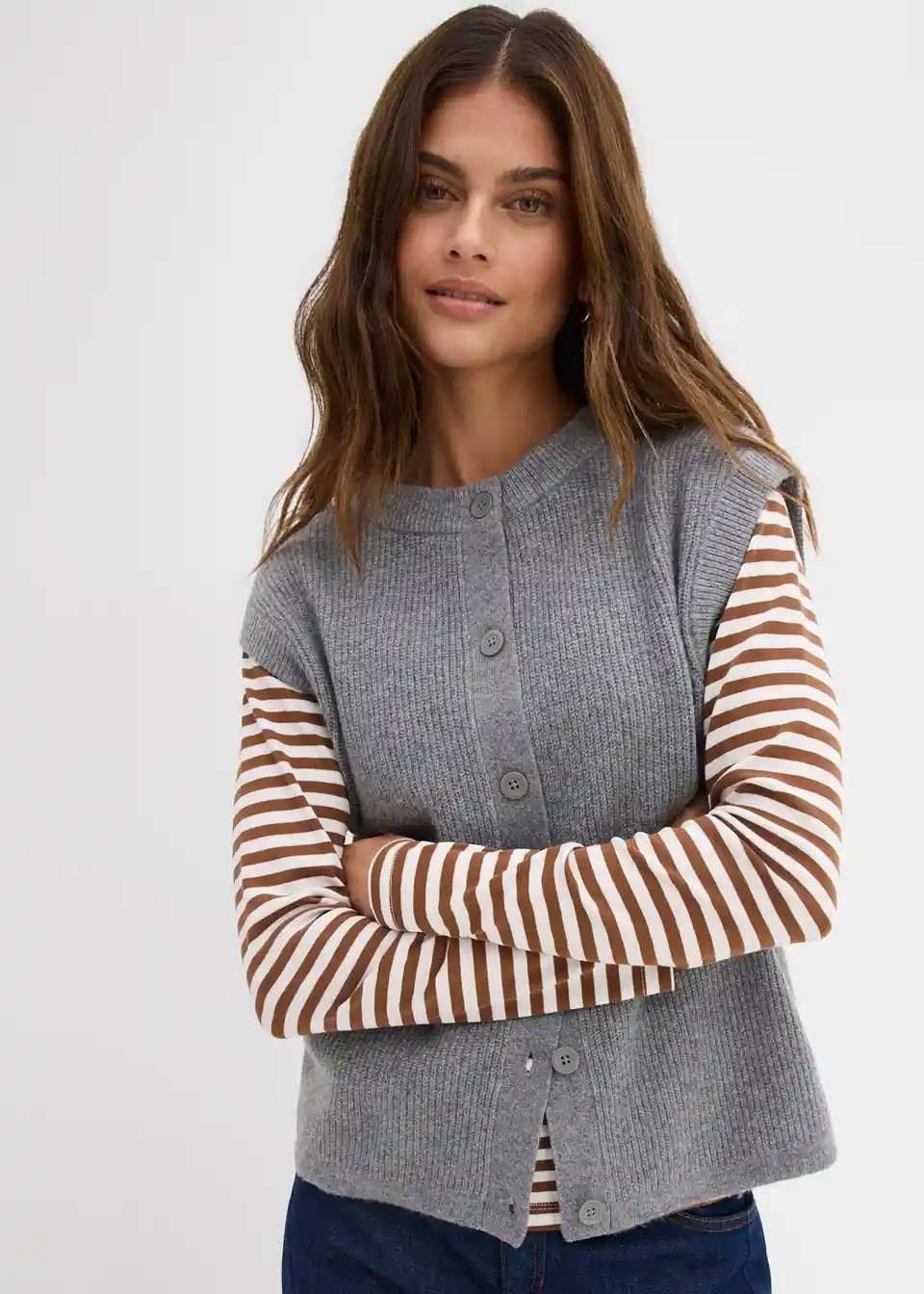 Bequemer Strickpullunder mit Knopfdetails - grau | bonprix | Bonprix DE