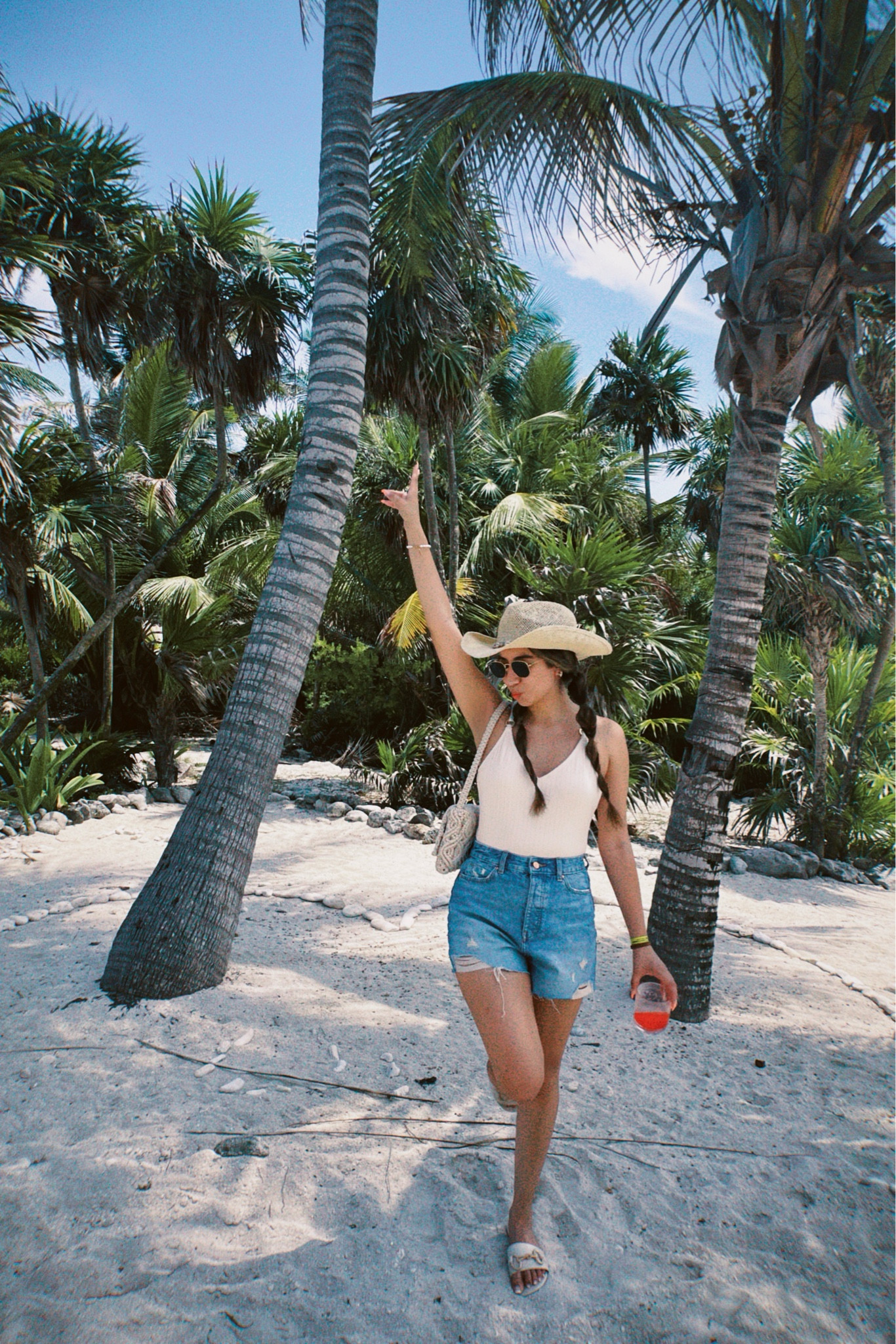 Beach OOTD 

#LTKsalealert #LTKtravel
