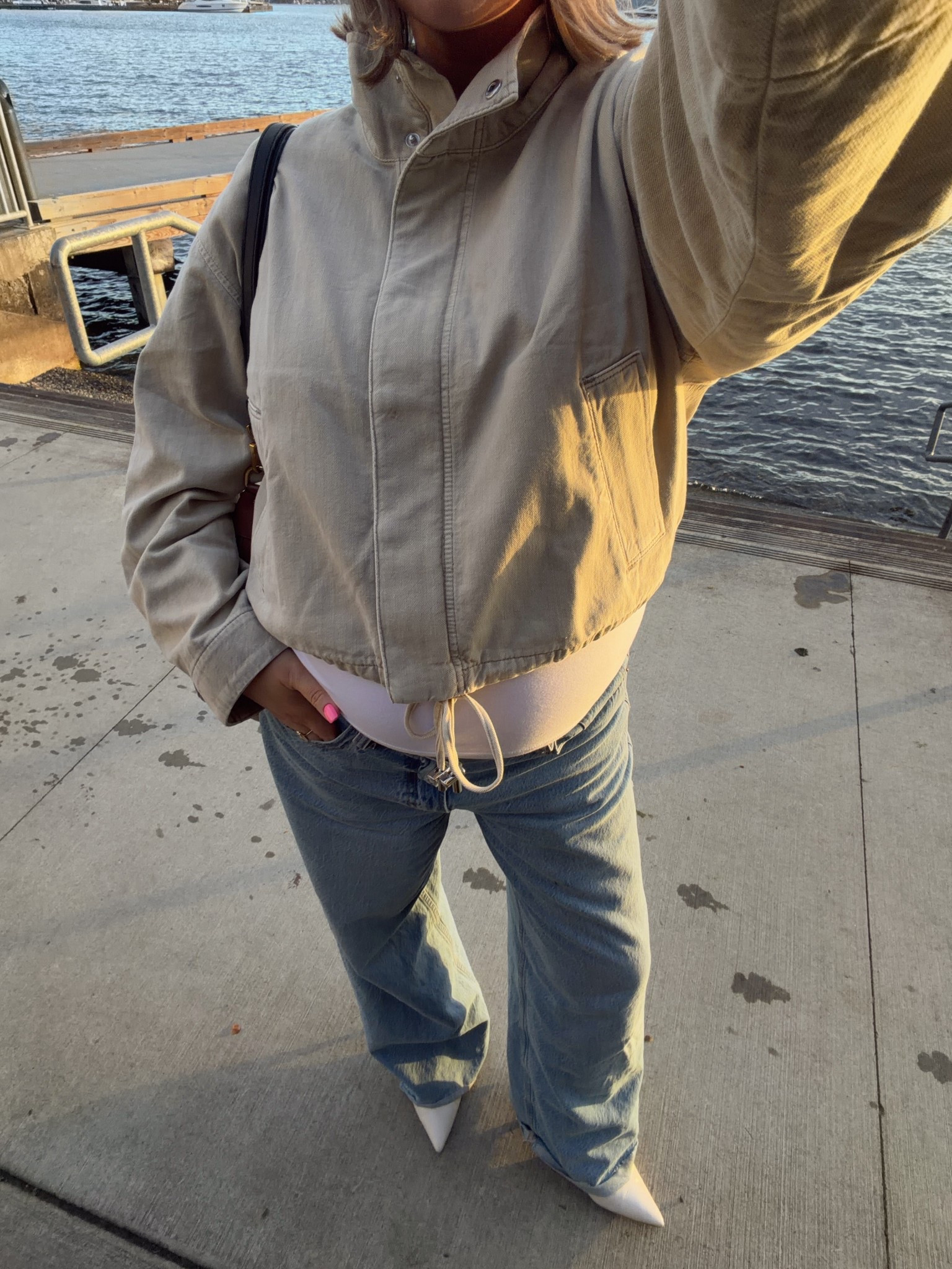 Size large in madewell jacket it’s a khaki denim lightweight structured so cute for spring! Sized up for bump I love the crop and drawstrings. Jeans true to size 30 right now still fits in pregnancy so you can size down normally! Love the Abercrombie low rise jeans so comfy and slouchy 

#bresheppard #pregnancystyle #secondtrimester #madewell #abercrombie

#LTKBump