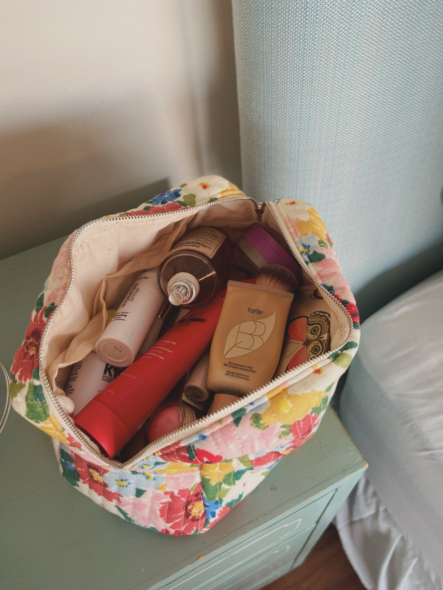 I have the toiletry bag size here but the print isn’t available 

#LTKBeauty #LTKFindsUnder100 #LTKFindsUnder50