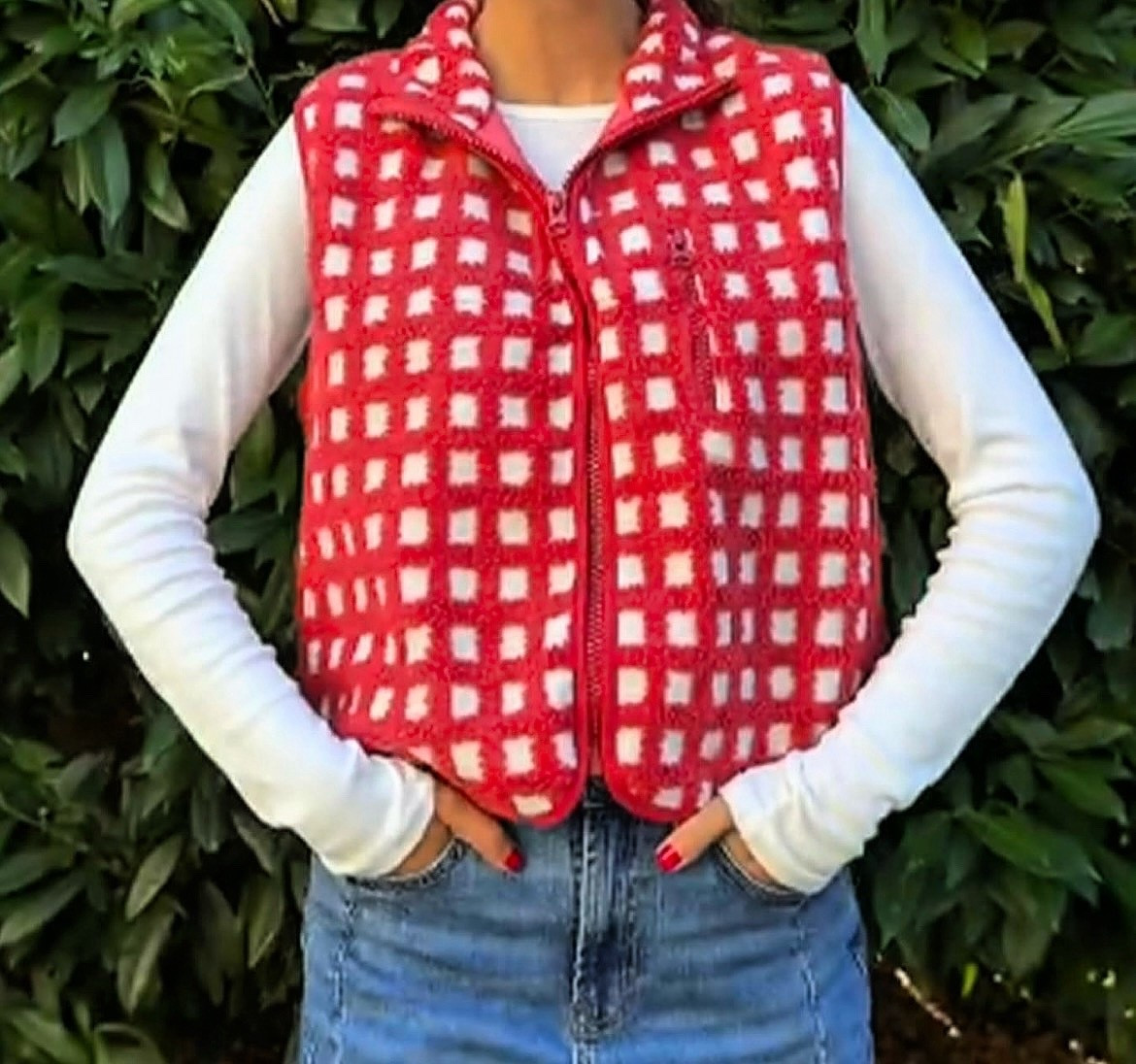 How cute is this sherpa vest from Amazon?! ❤️ I’m obsessed with the red checker pattern, it’s giving cozy but still fun. This would be SUCH a cute layer for a Valentine’s Day outfit, whether you’re doing a casual date night, school drop-off, or just want something festive but comfy. Easy to throw on over a long sleeve or sweater and instantly elevates the look.

#amazonfashion #sherpavest #valentinesdayoutfit #winterlayering #cozystyle #amazonfinds 


#LTKootd #LTKmomlife #LTKValentine