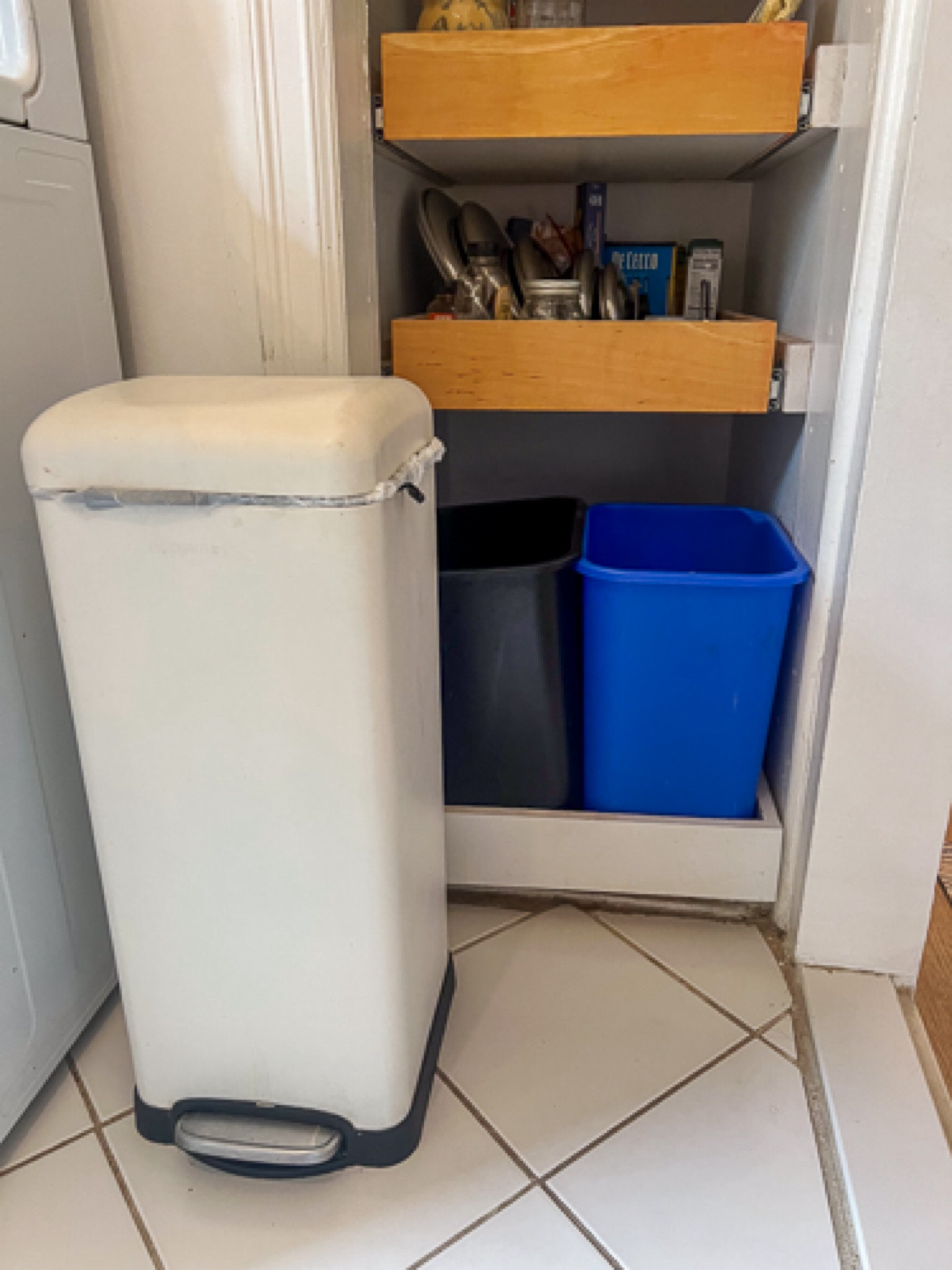 Apparently stylish trash cans are a thing!

#LTKHome