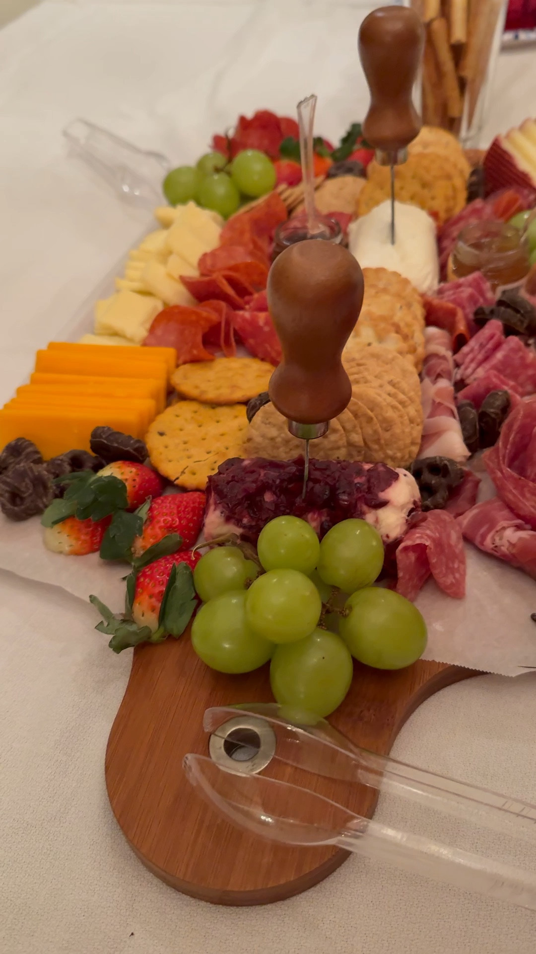 🐣 Easter is around the corner and a charcuterie board is a must before dinner is ready 🐣🥙

#LTKfoodie #LTKHome #LTKdayinmylife