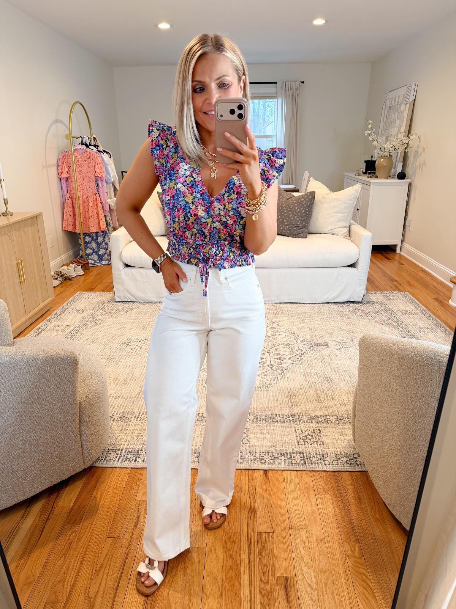 Old Navy Spring Outfit🌸
Perfect for vacation, going out the fronds of a fun date night look! 

Spring outfits, spring styles, vacation outfits, resortwear, spring workwear, teacher outfits for spring, petite jeans, white jeans, floral jeans, petite stylestrends

#LTKPetite #LTKspringtrends #LTKspring