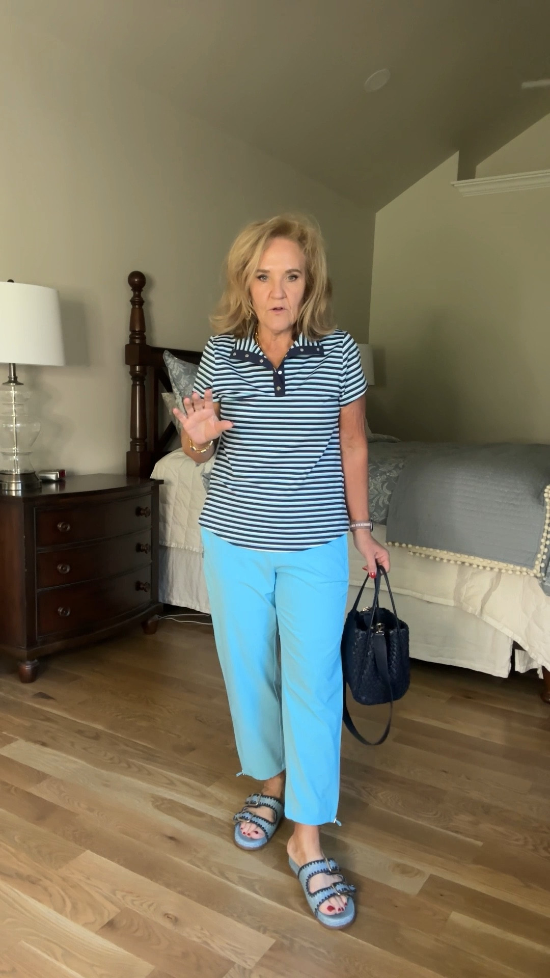 Chico’s energy line is perfect for activewear and loungewear and travel. I’m wearing a size 1.0 which is like a size 8
The pants are on sale



#LTKOver40 #LTKSaleAlert #LTKFindsUnder100