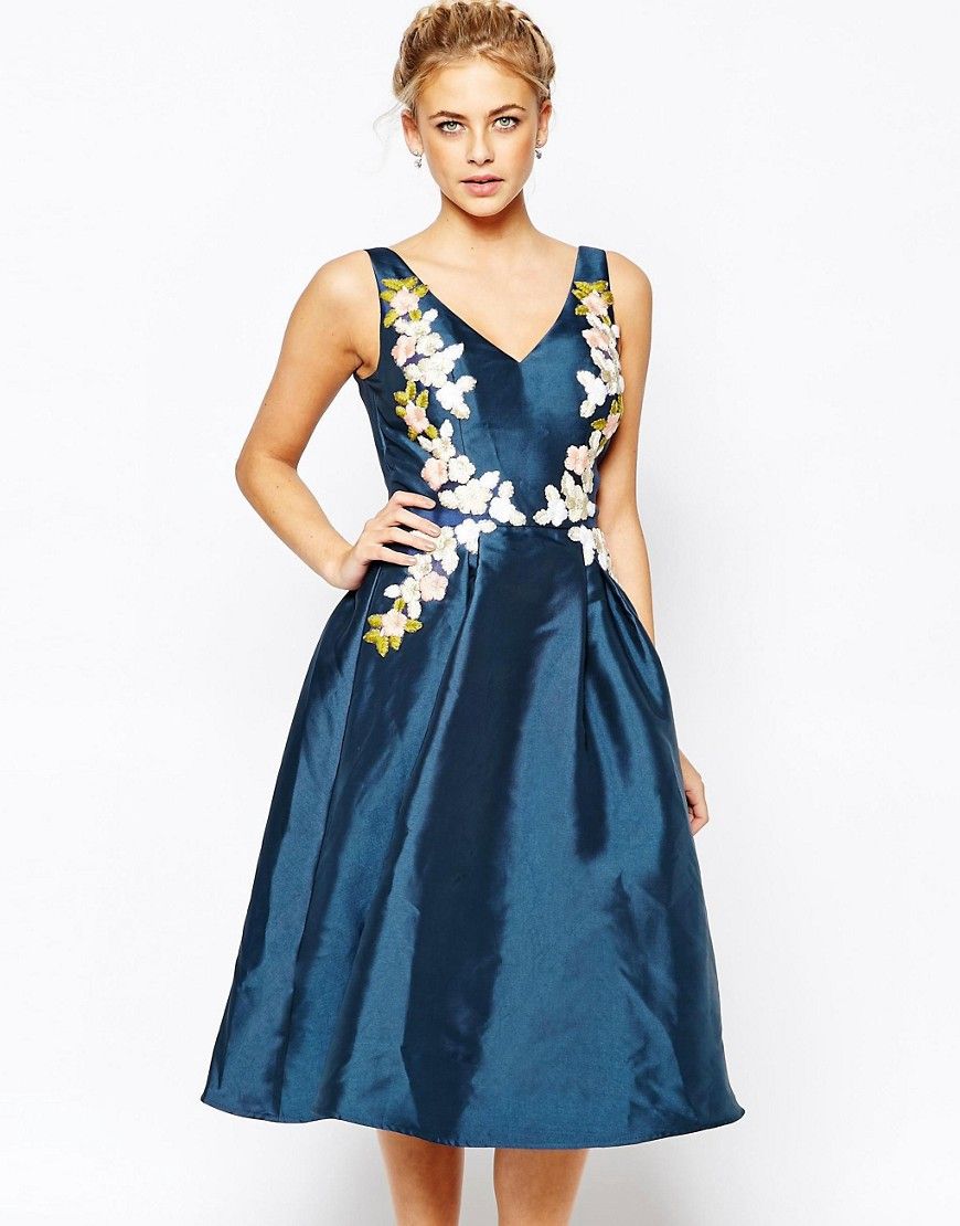 Chi Chi London Full prom Midi Dress with Embrodery at Waist - Navy | Asos EE