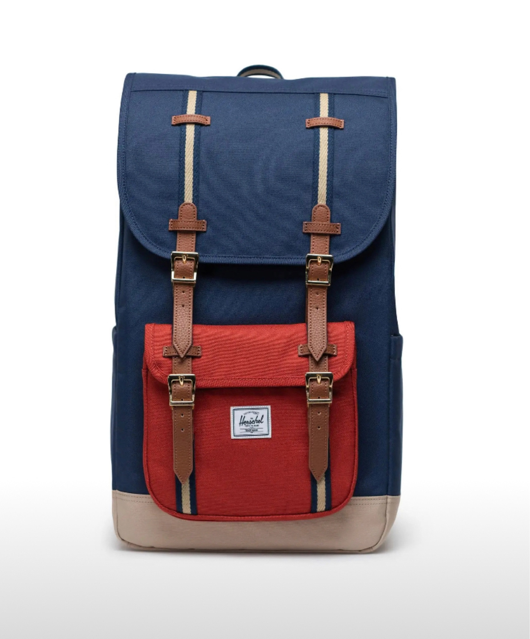 A must to have these holidays a comfortable backpack with ton of storage and now it’s on sale!! 
30%  off 

#LTKSeasonal #LTKHoliday #LTKCyberWeek