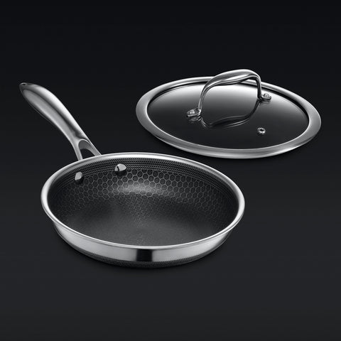 8" HexClad Hybrid Pan with Lid | HexClad Cookware (US)