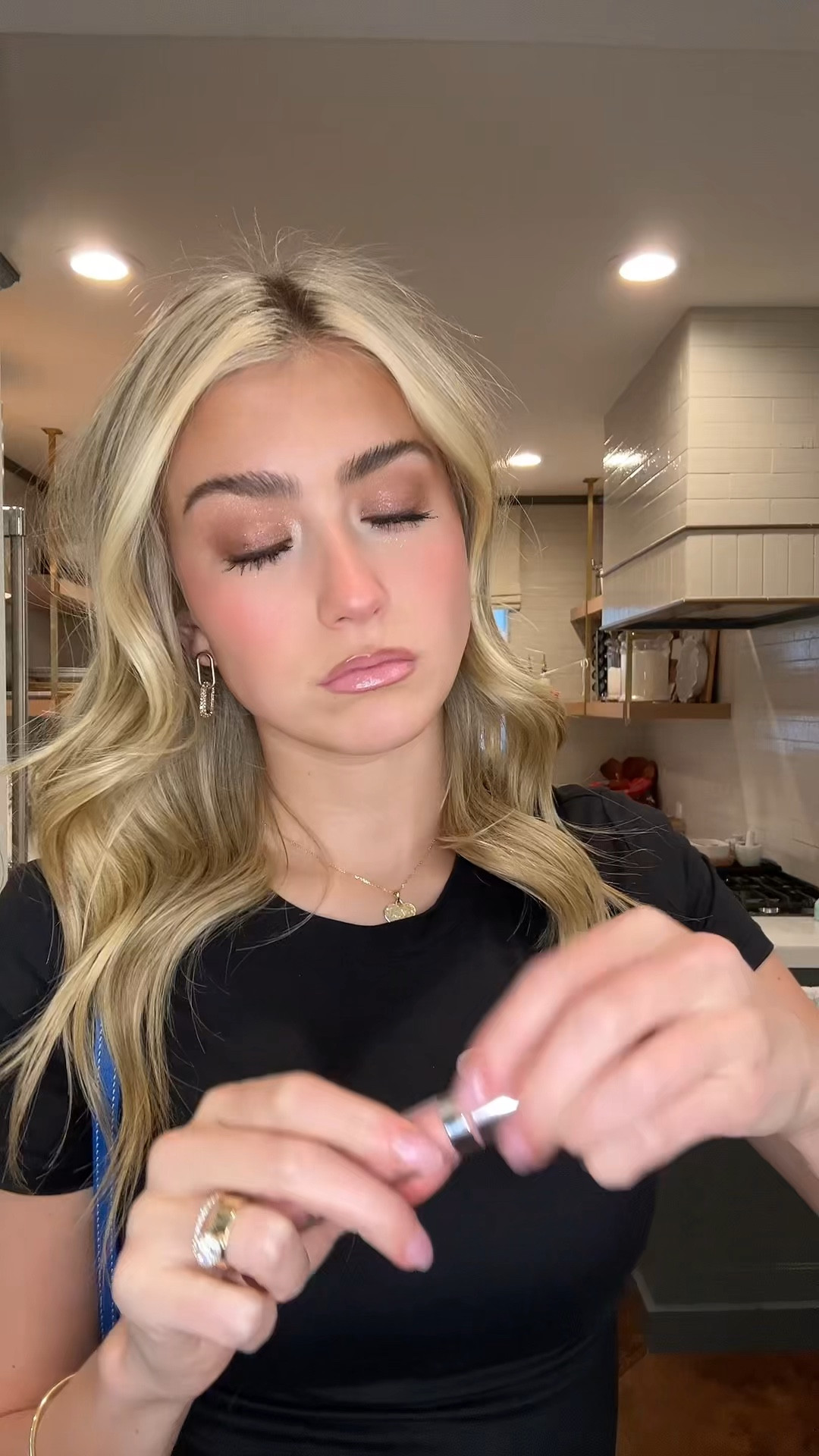 Going out look 🩷

#LTKBeauty #LTKStyleTip #LTKItBag