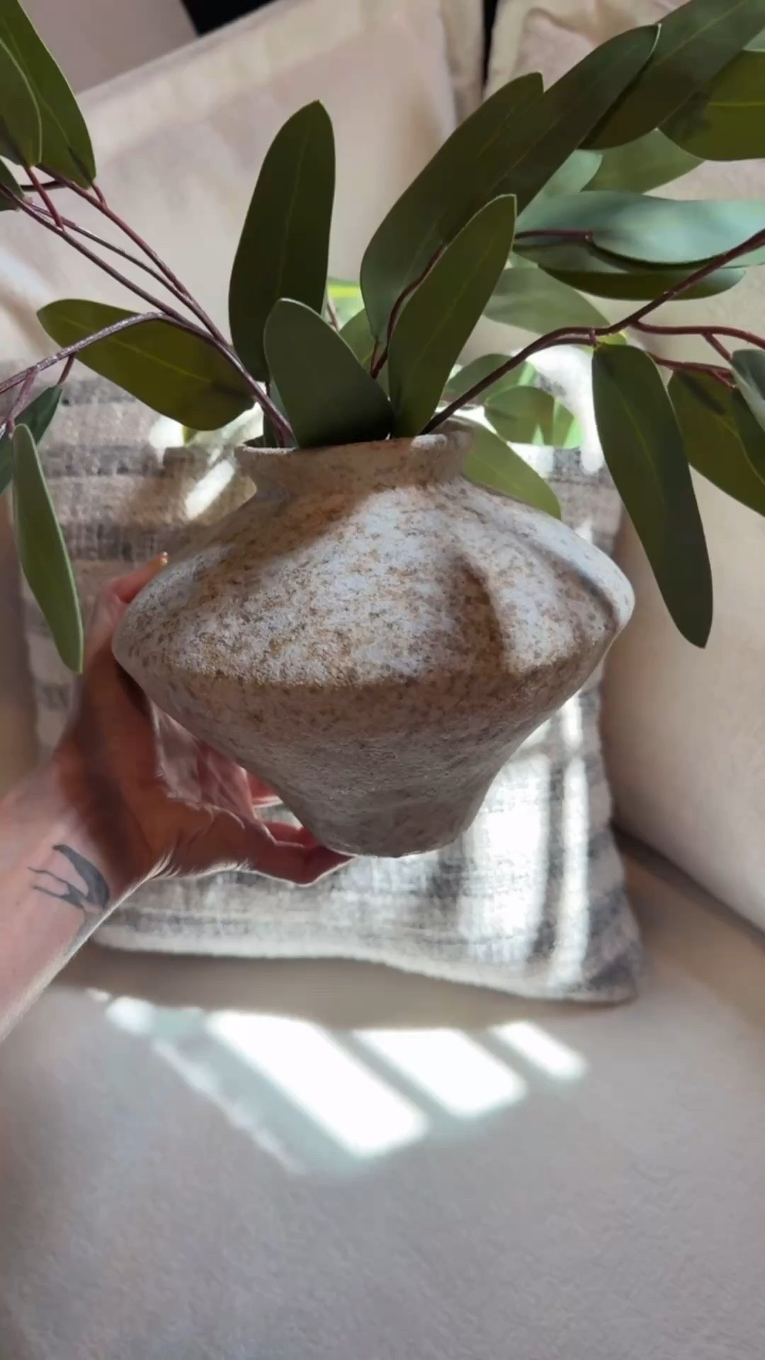 Cutie Amazon vase and stems

#LTKHome