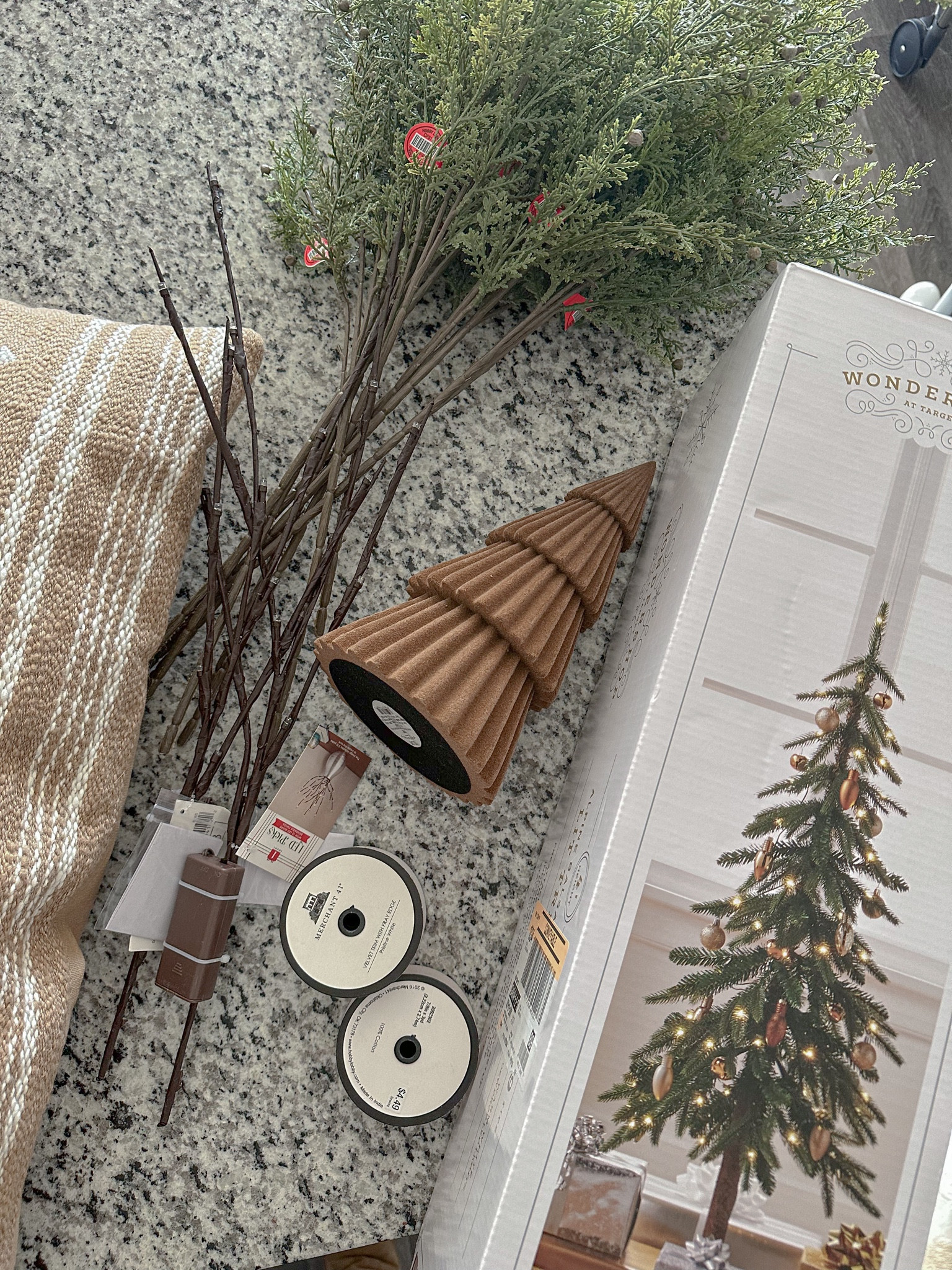 Shop my recent christmas purchases 🫶🏼🎄

Christmas decor 
Holiday decor 


#LTKhome #LTKHoliday #LTKsalealert