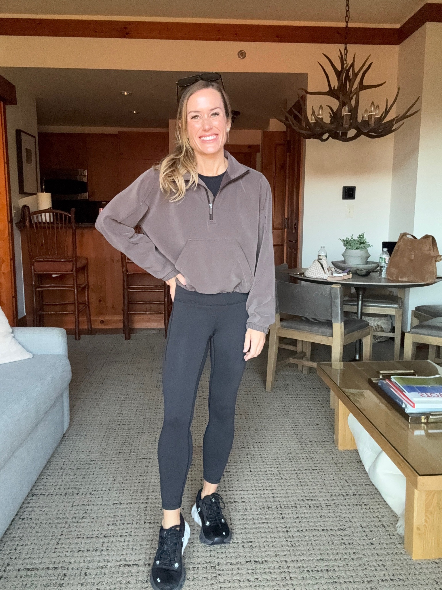 Cute hiking outfit 

Fall outfit fall fashion leggings sneakers trendy outfit

#LTKmomlife #LTKgrwm #LTKootd