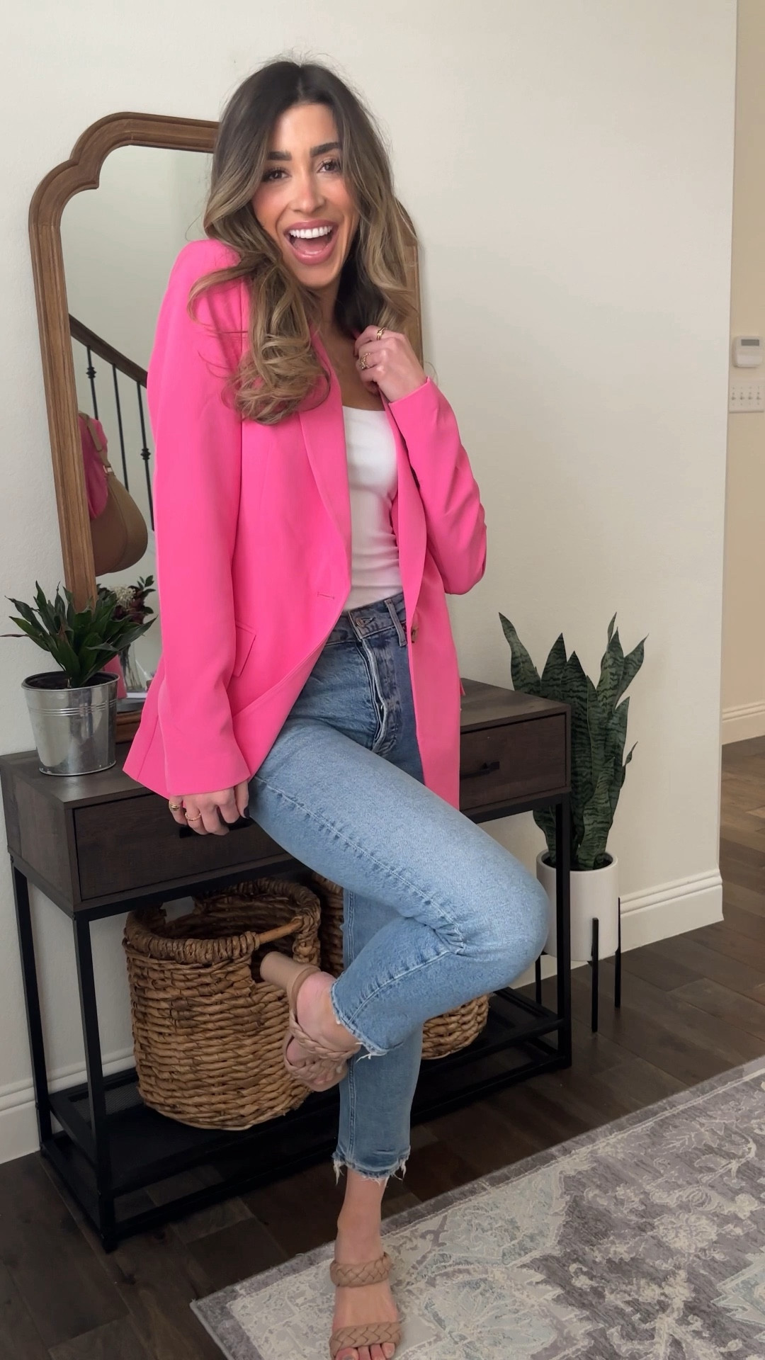 That pop of pink!!!! 💕 perfect for a last minute Valentines Day outfit too!

#LTKworkwear #LTKMostLoved #LTKstyletip