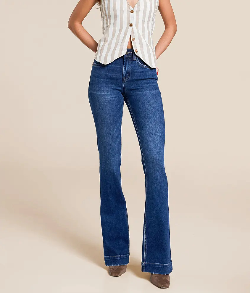 Skylar High Rise Boot Stretch Jean | Buckle