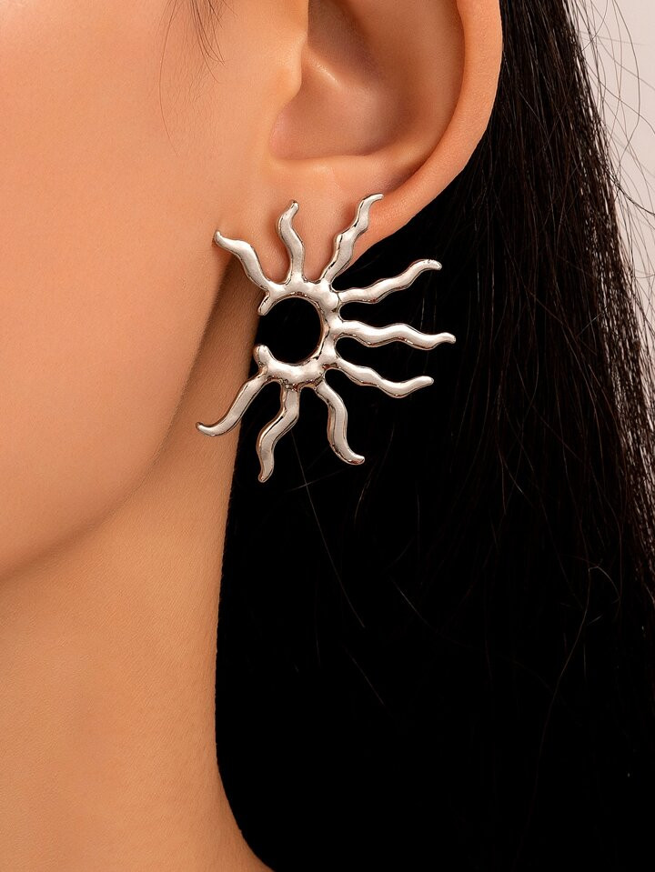 Sun Design Stud Earrings | SHEIN