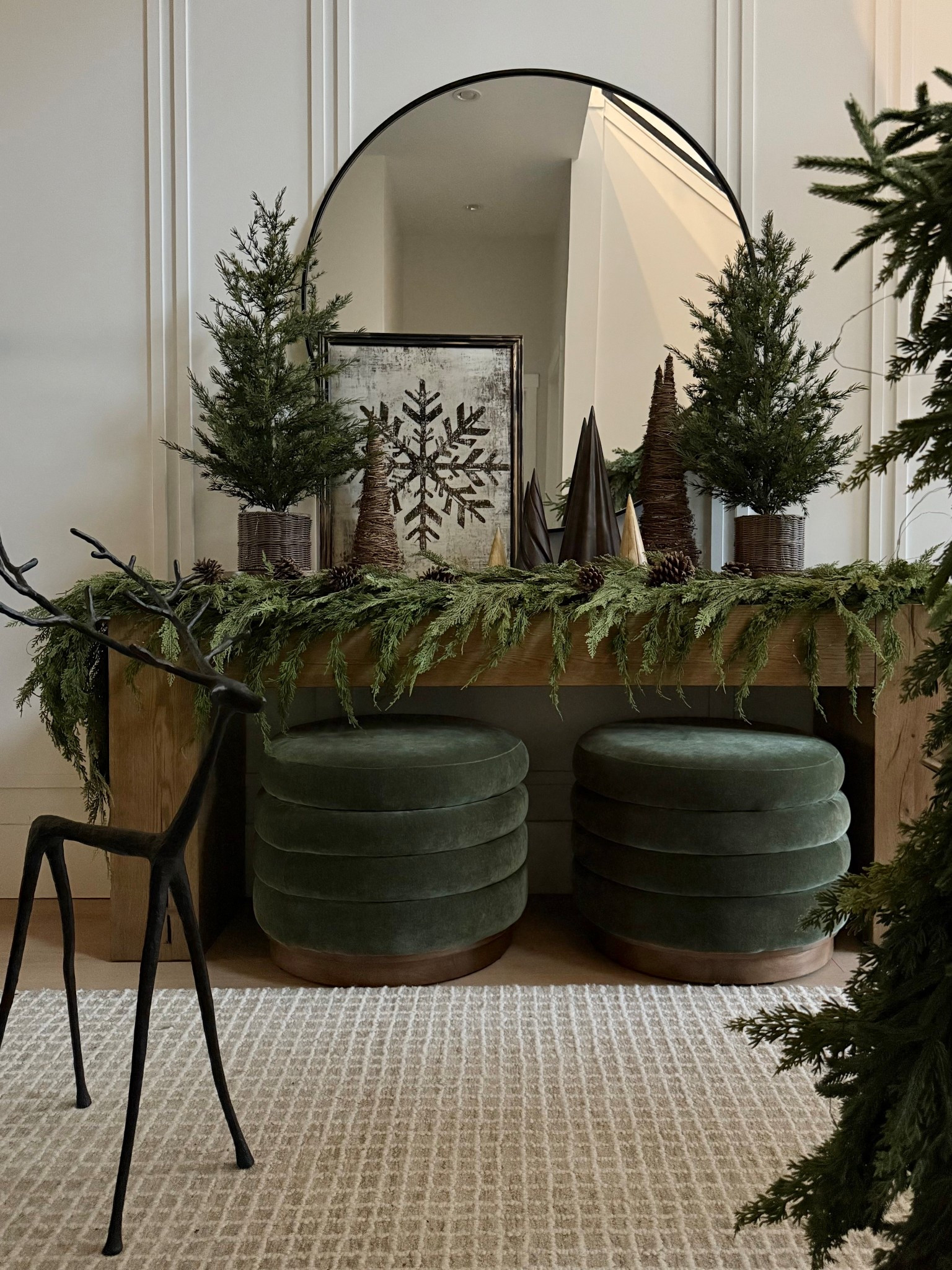 Christmas console styling.. love these pine trees! Very realistic and natural looking.. perfect. 
Organic Christmas 
Holiday home 