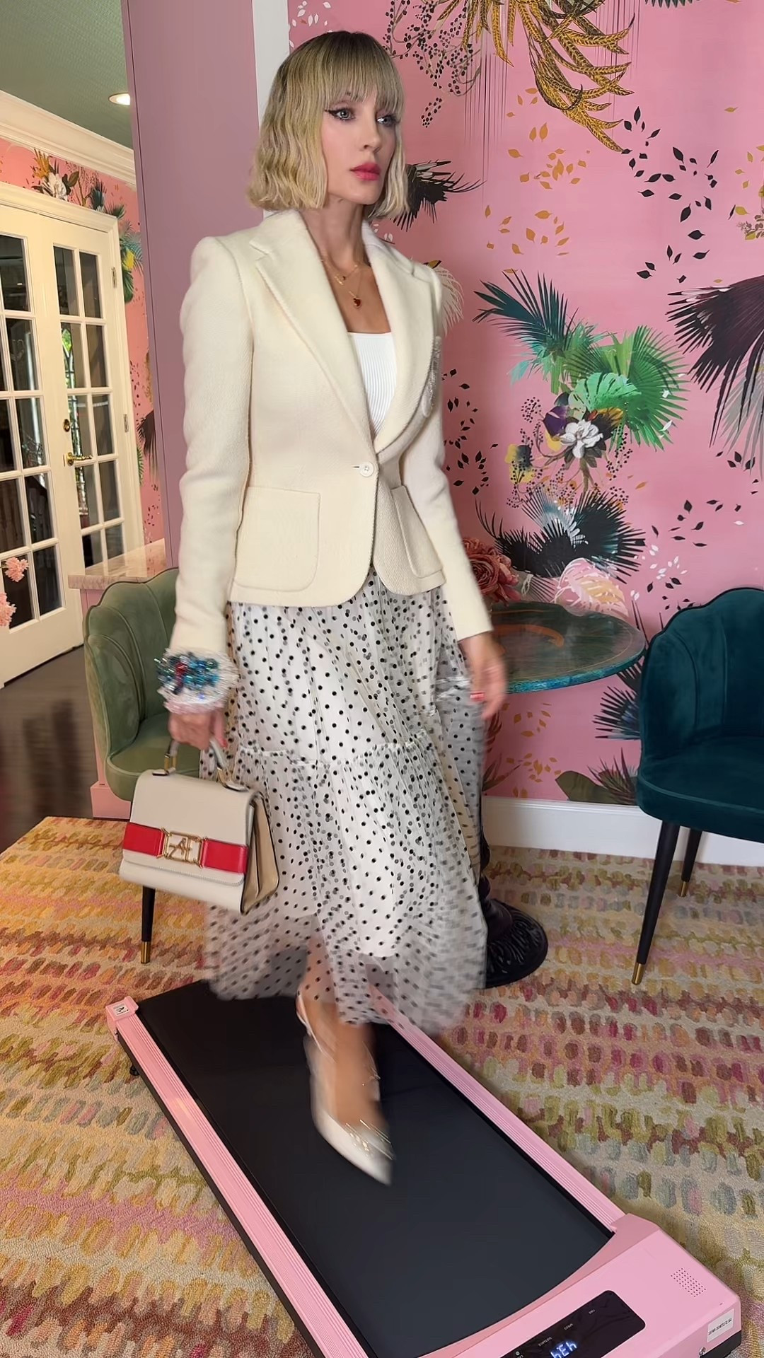 This Skirt 😍😍😍😍

#LTKSeasonal #LTKSaleAlert #LTKFindsUnder50