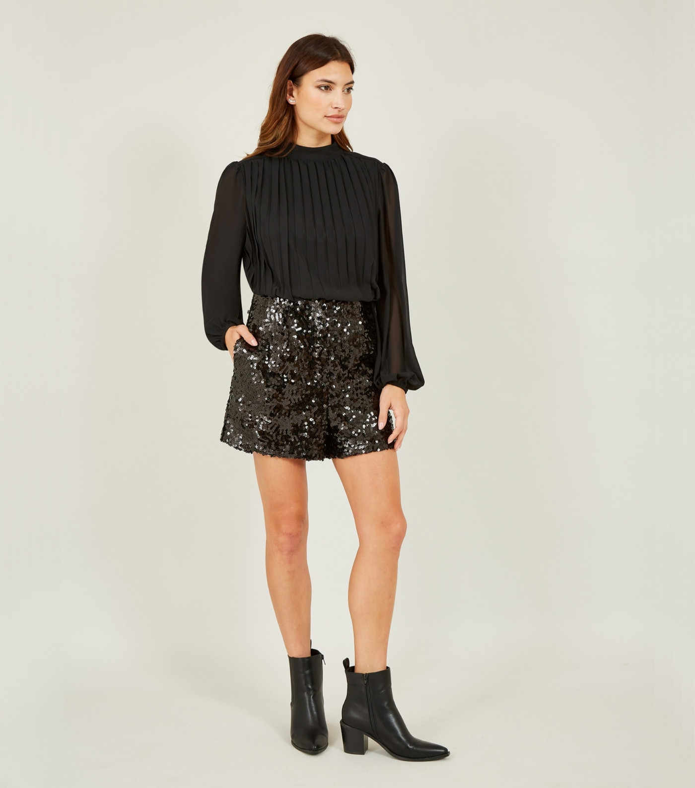 Yumi Black Sequin Shorts | New Look | New Look (UK)