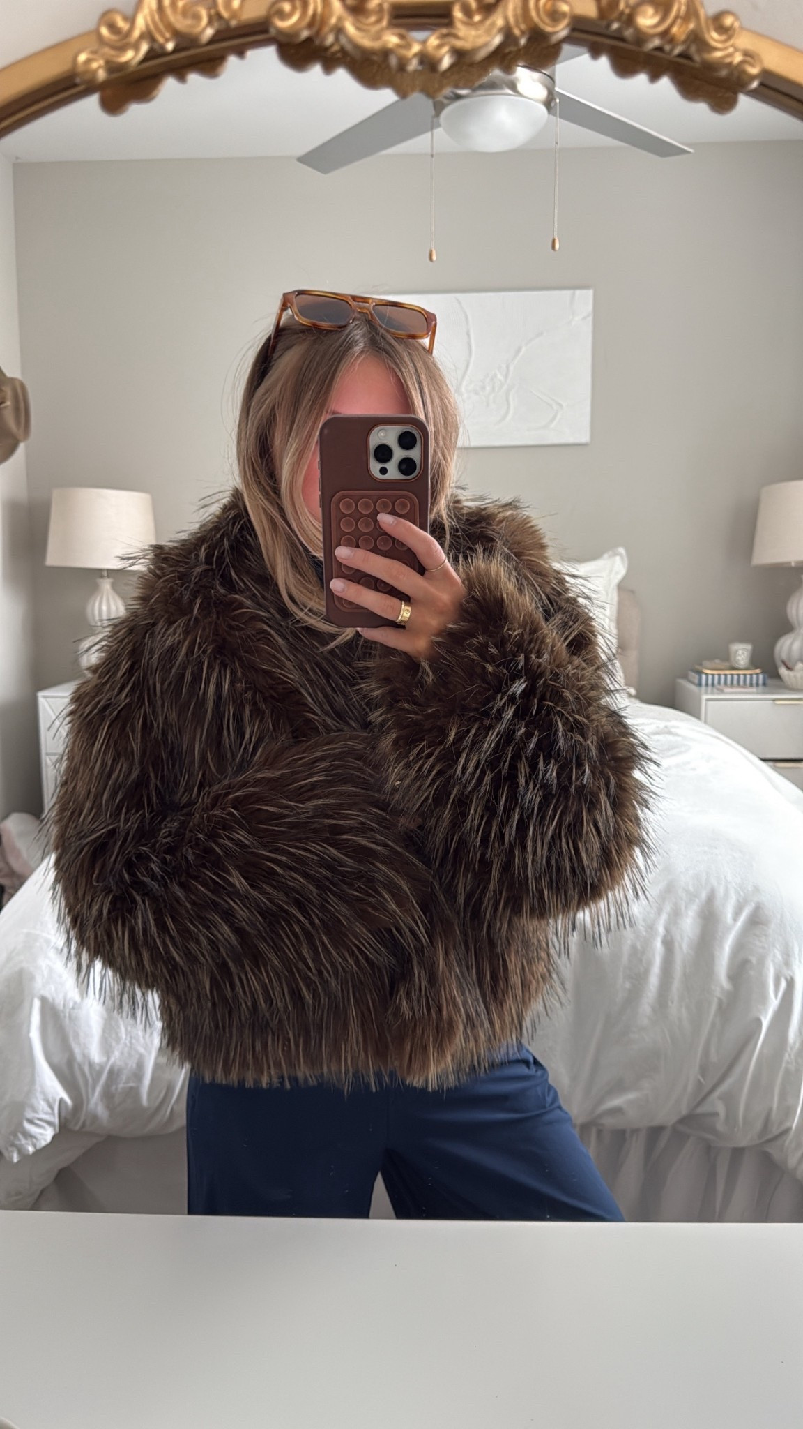 new favorite coat 🤎 got mine from amazon but found the same one on dillards on sale !! I got a size large