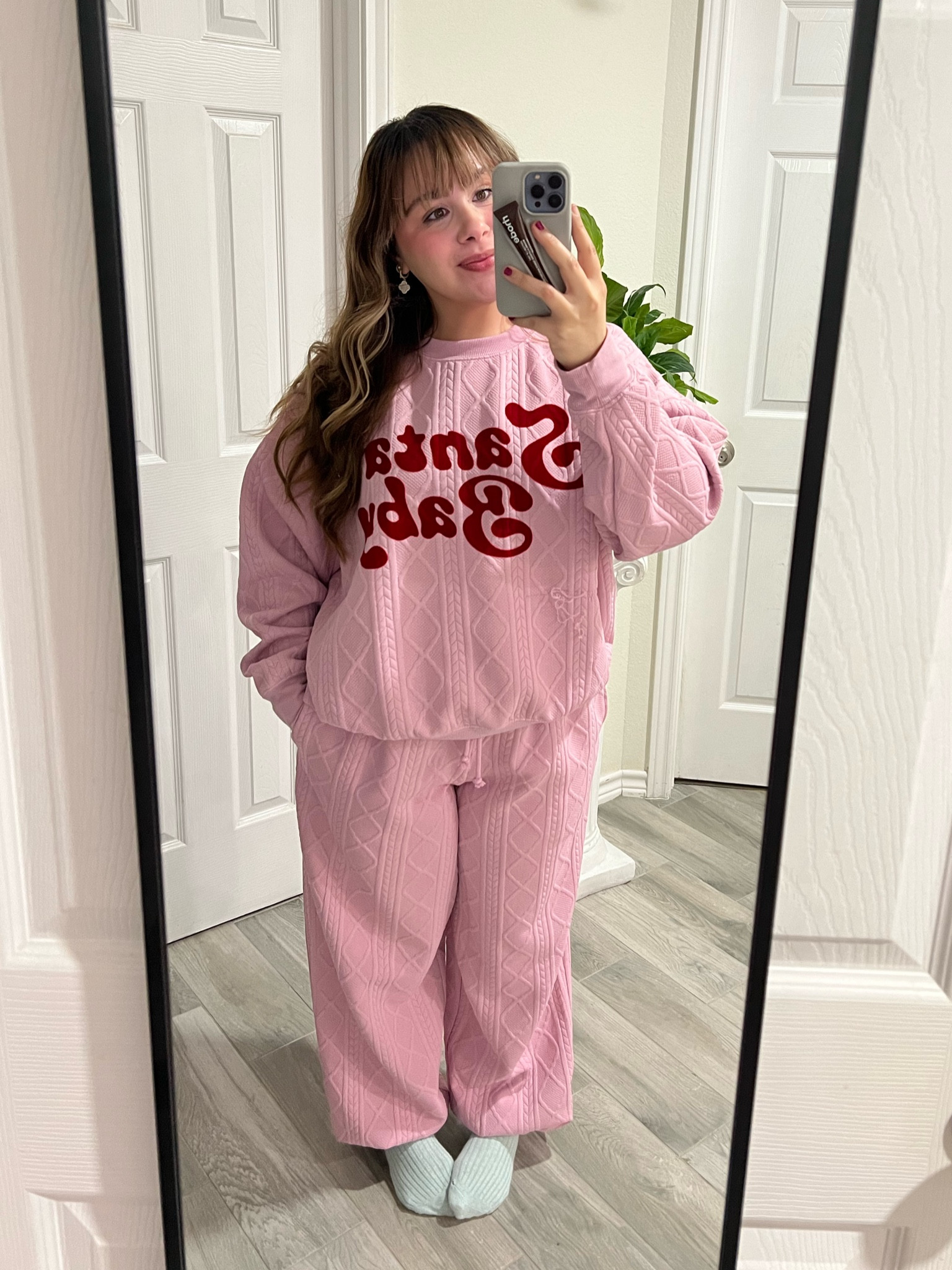 Not a set, runs very big! I’d size down! 

#LTKHoliday #LTKGiftGuide #LTKMidsize