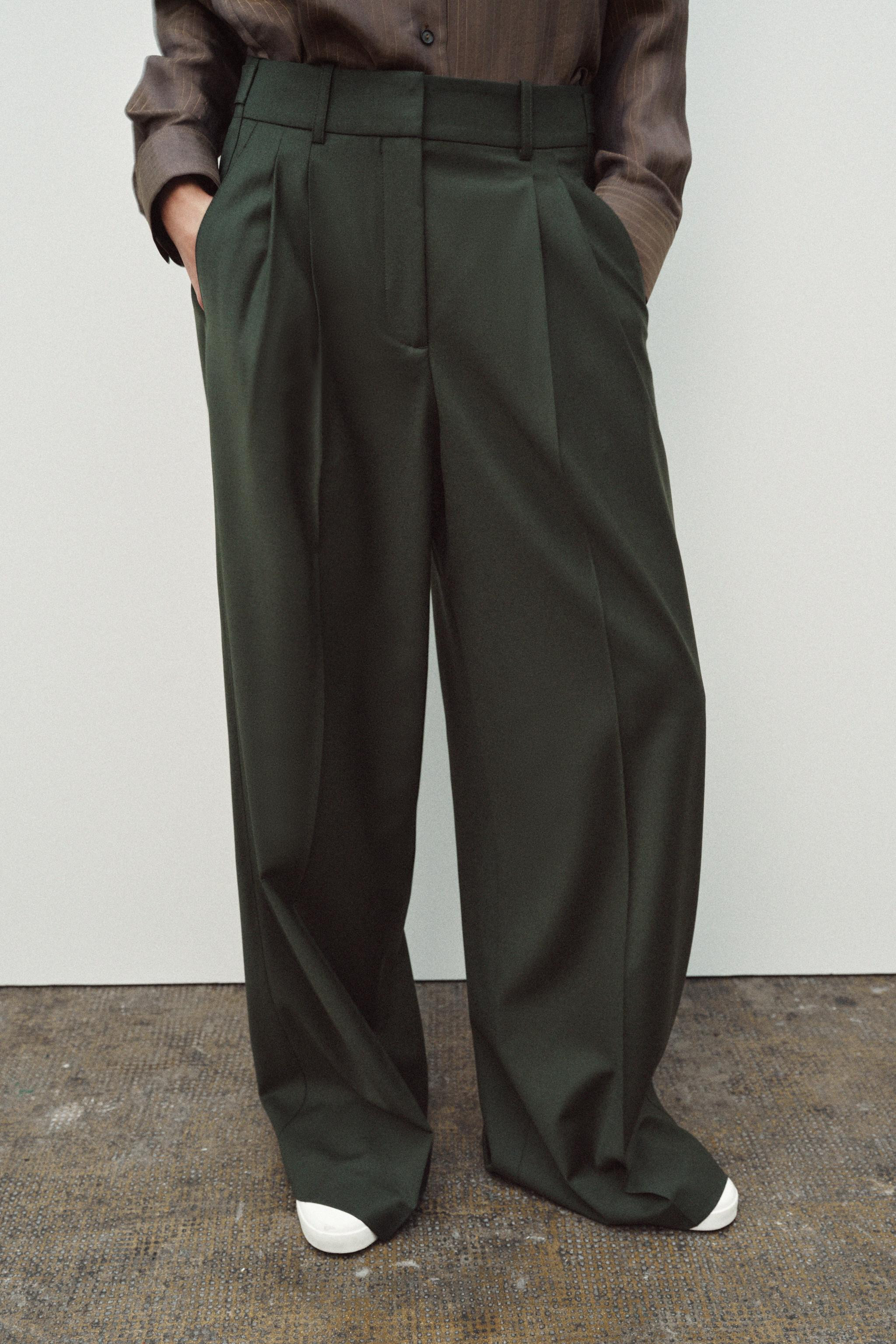 ZARA WOMAN COLLECTIONPants made of spun yarn with a wool blend. Mid-rise waist with belt loops. S... | Zara US